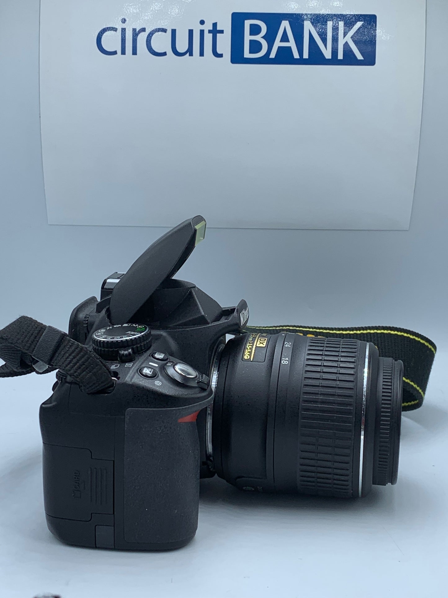 Camara Nikon D3100 (Producto Único)