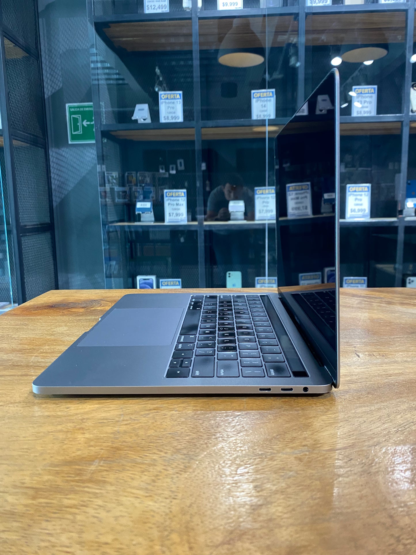 MacBook Pro 13" 2018 TouchBar 1TB SSD (Producto Unico)