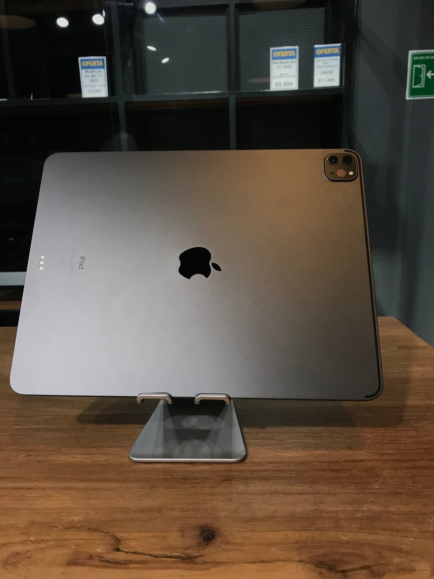 iPad Pro 12.9" 5ta Gen 128GB (Producto Unico)