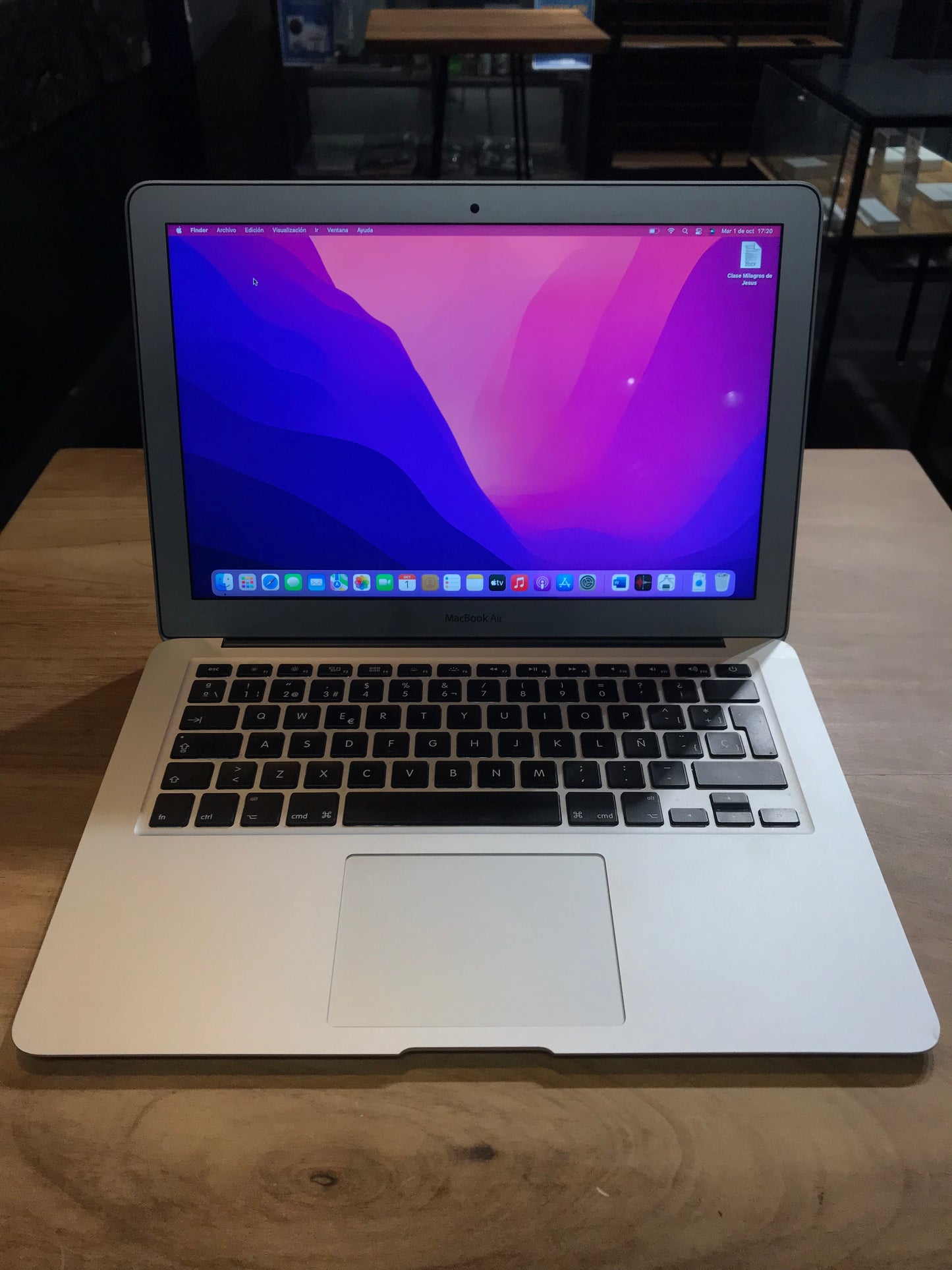 MacBook Air 13" 2017 (Producto Unico)