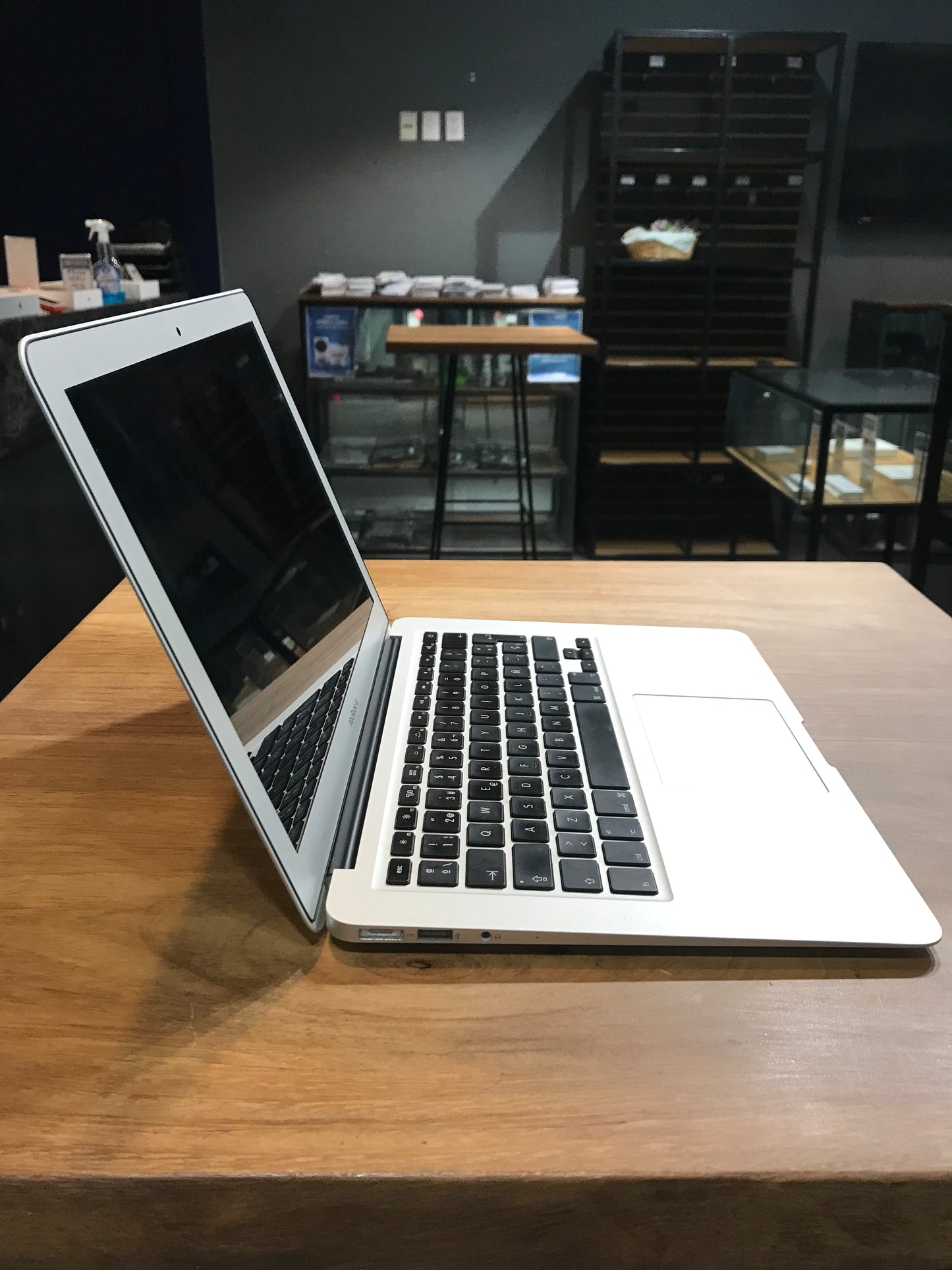 MacBook Air 13" 2017 (Producto Unico)