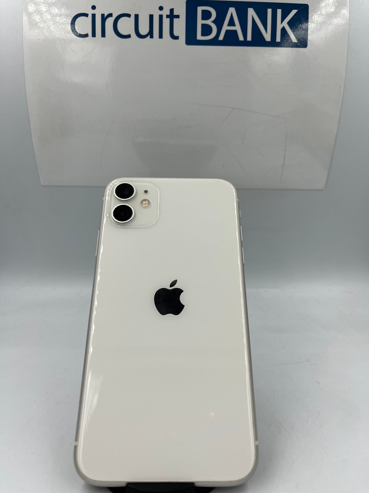 iPhone 11 64GB