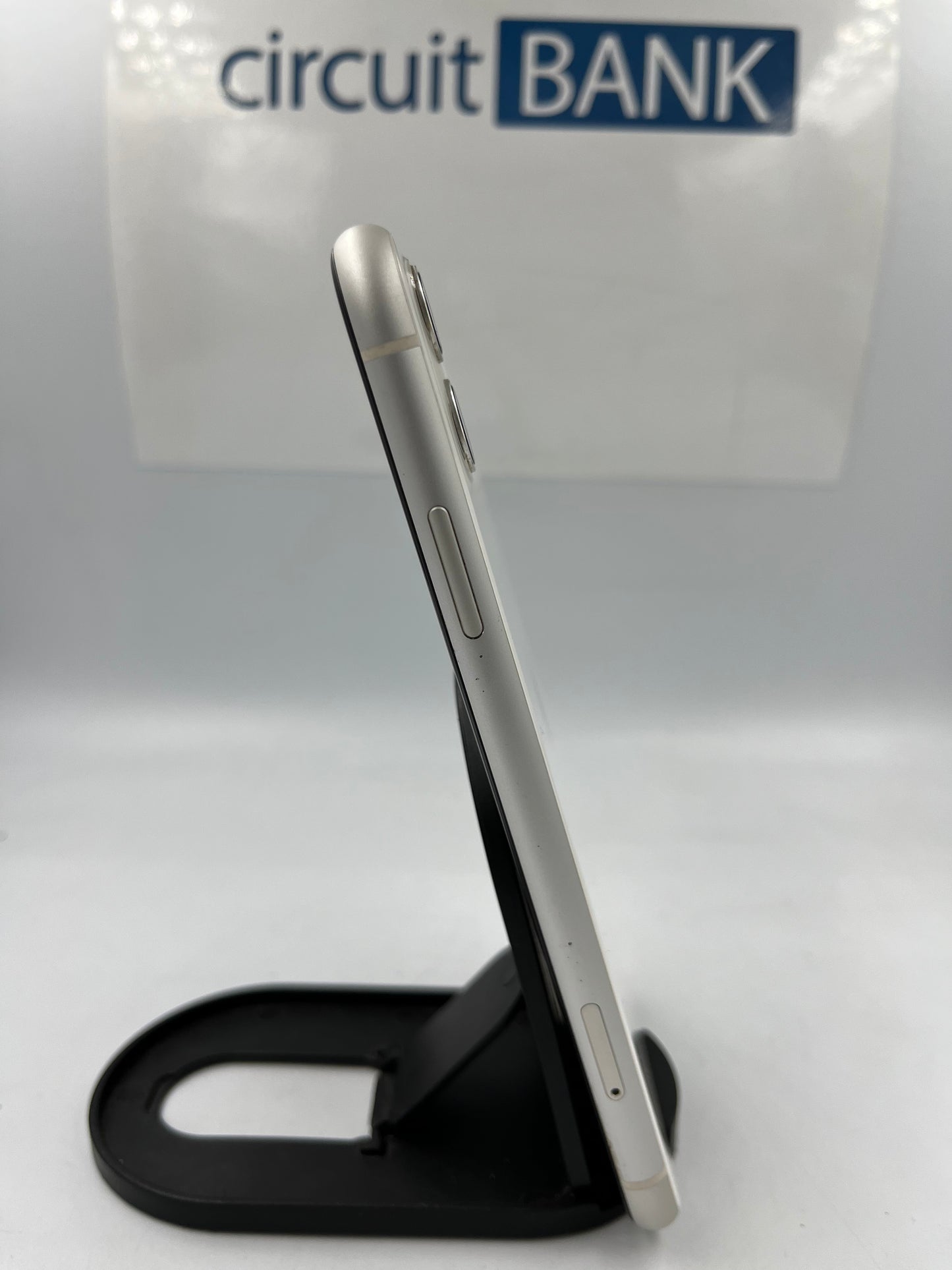 iPhone 11 64GB