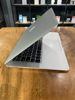 Macbook Air 13" 2017 128GB SSD  8GB RAM (Producto Unico)