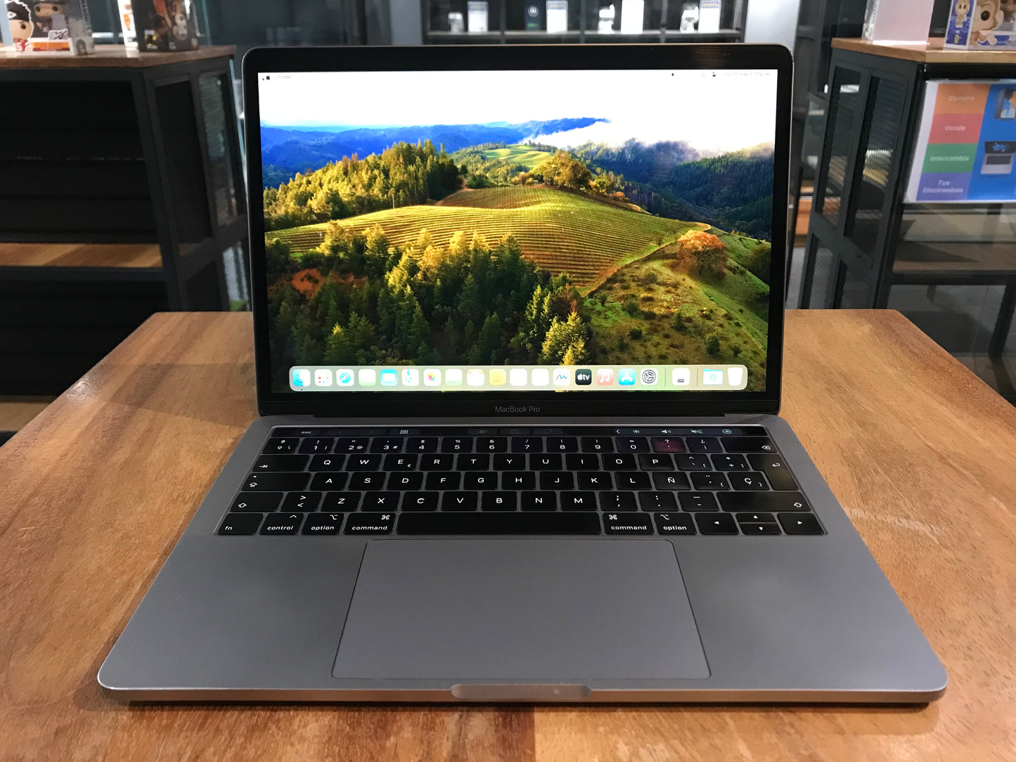 MacBook Pro 13" 2019 16GB RAM/256GB SSD (Producto Unico)