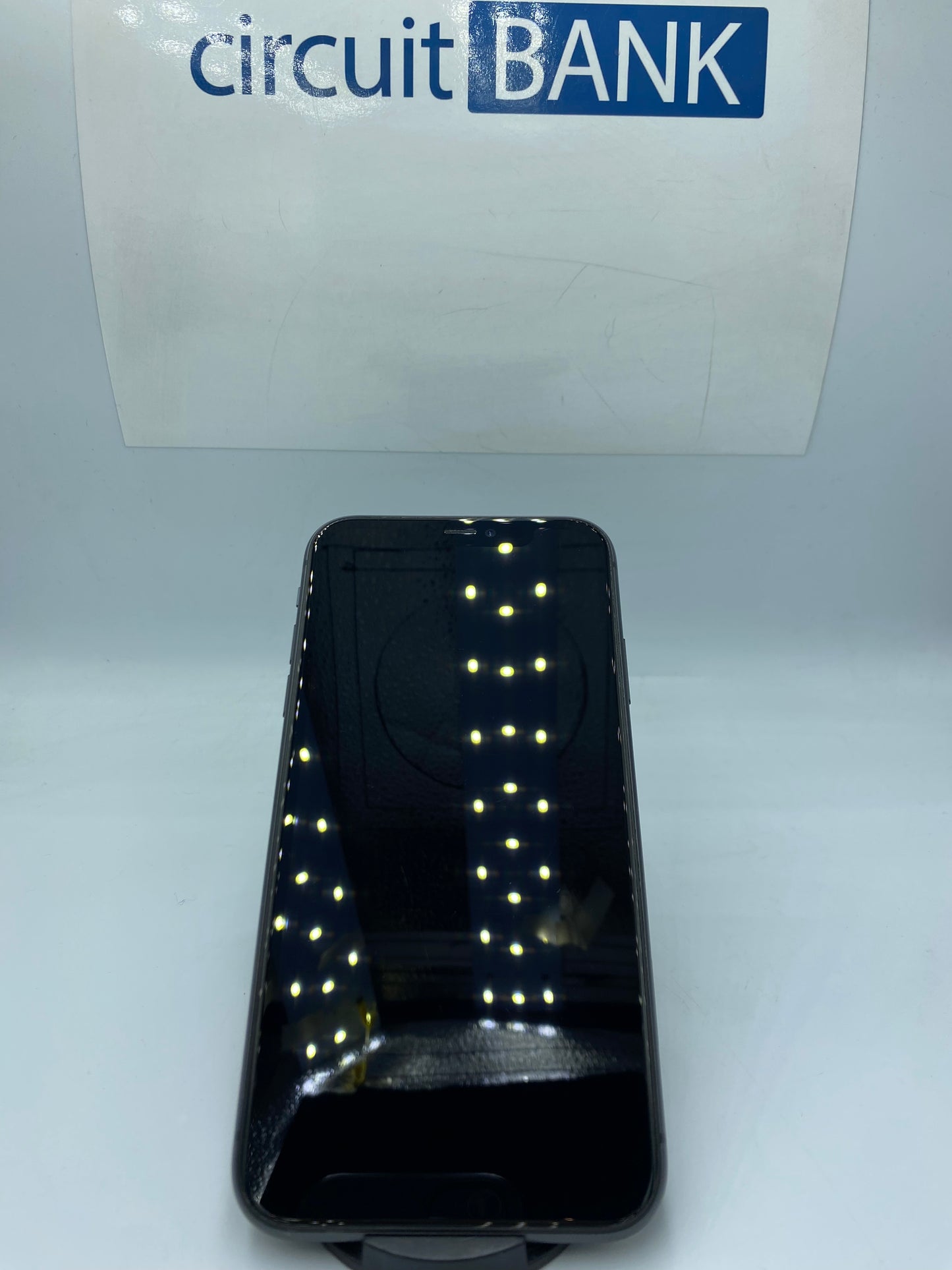 iPhone 11 64GB (Producto Único)