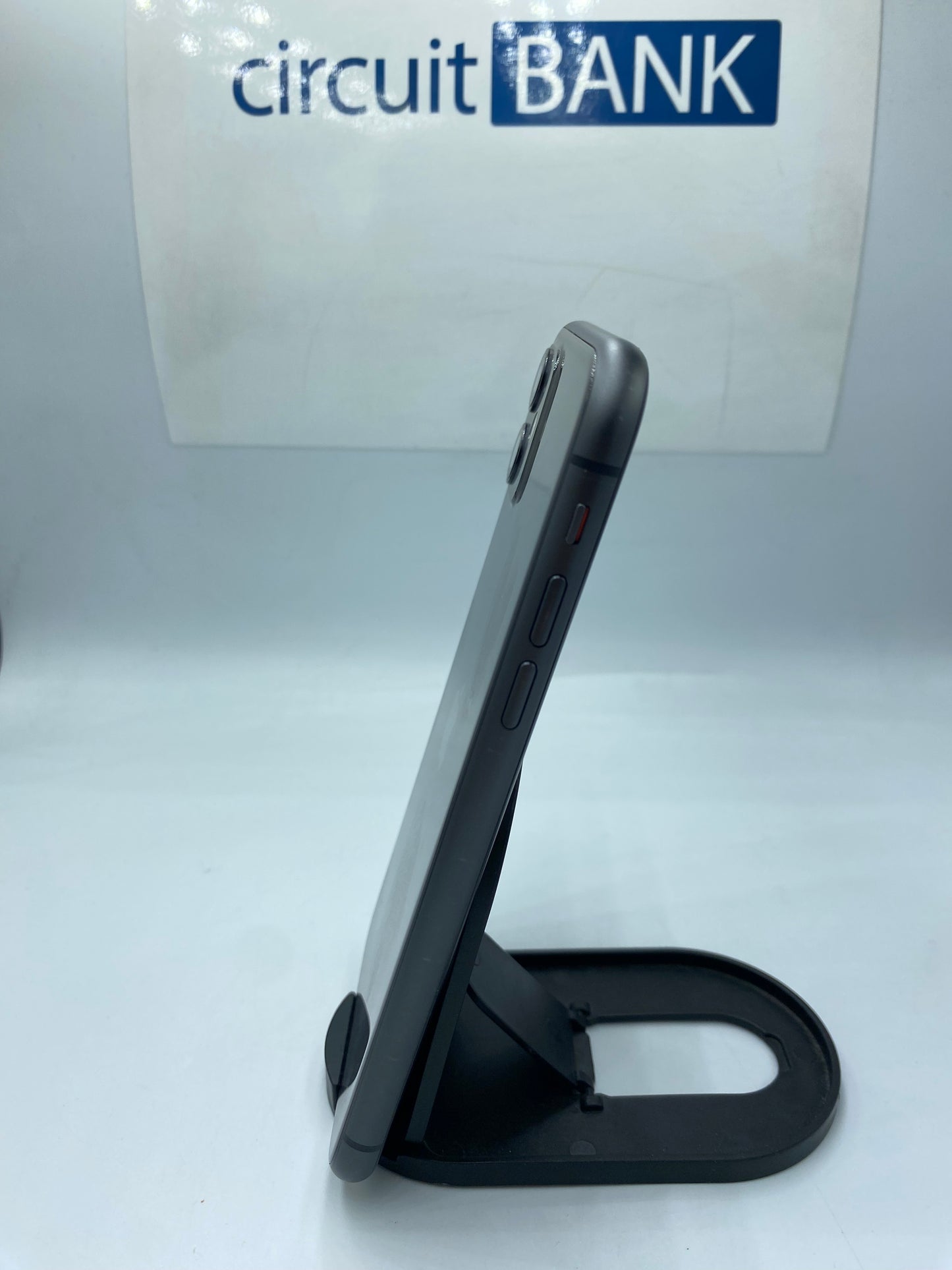 iPhone 11 64GB (Producto Único)