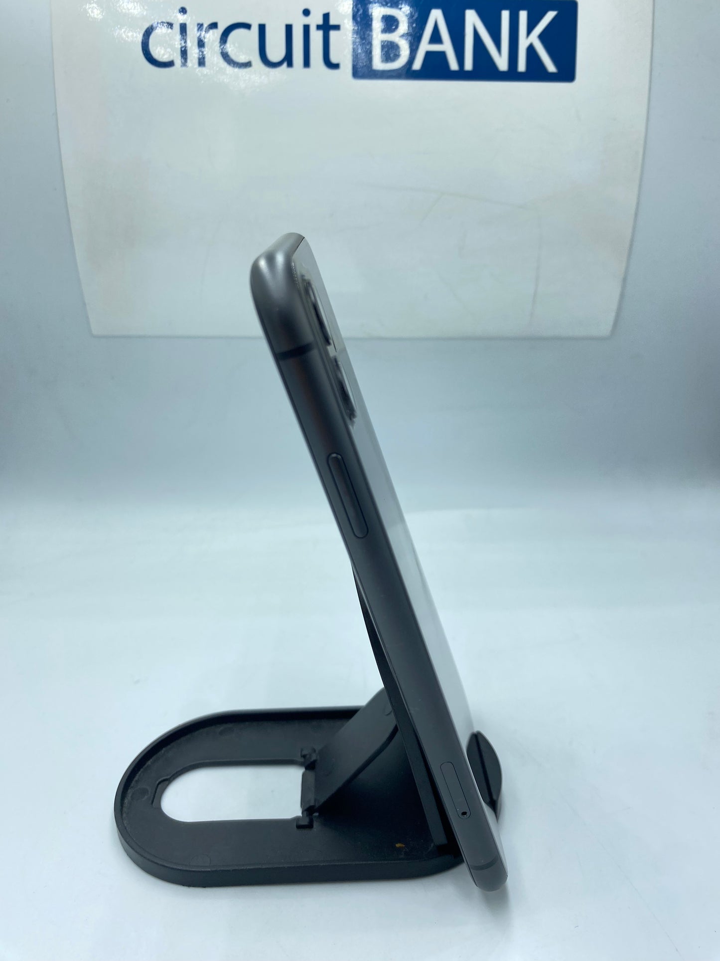 iPhone 11 64GB (Producto Único)