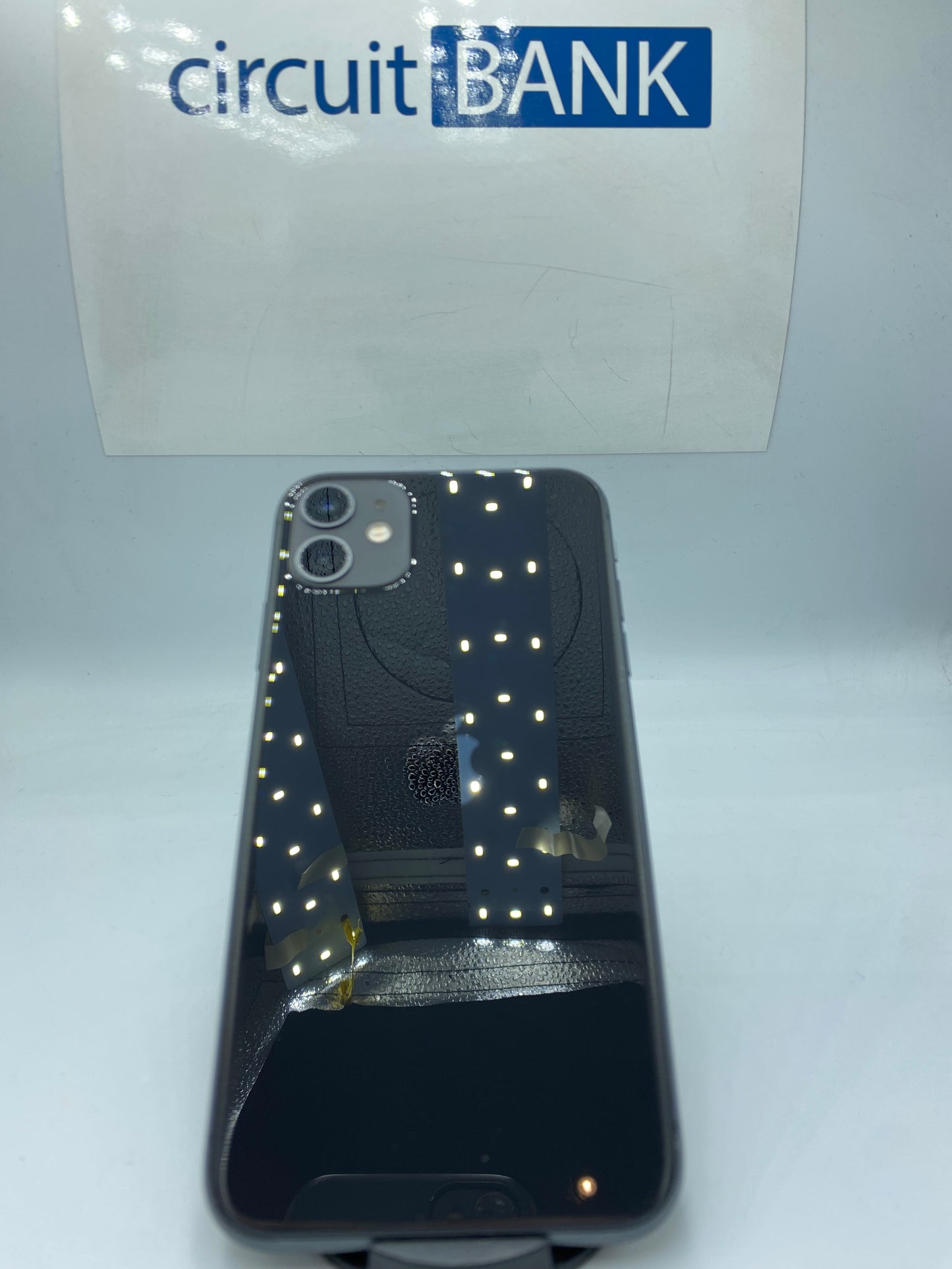 iPhone 11 128GB (Producto Único)
