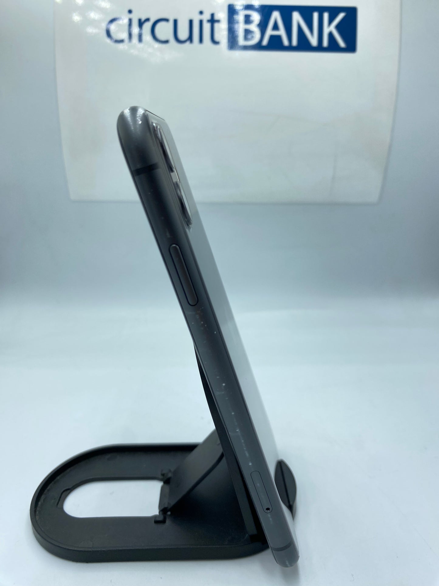 iPhone 11 128GB (Producto Único)