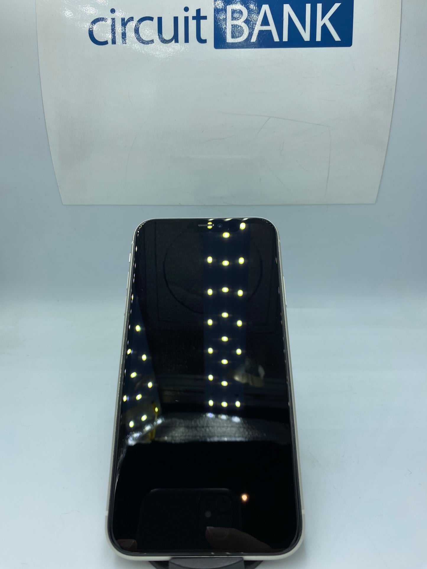 iPhone 11 64GB