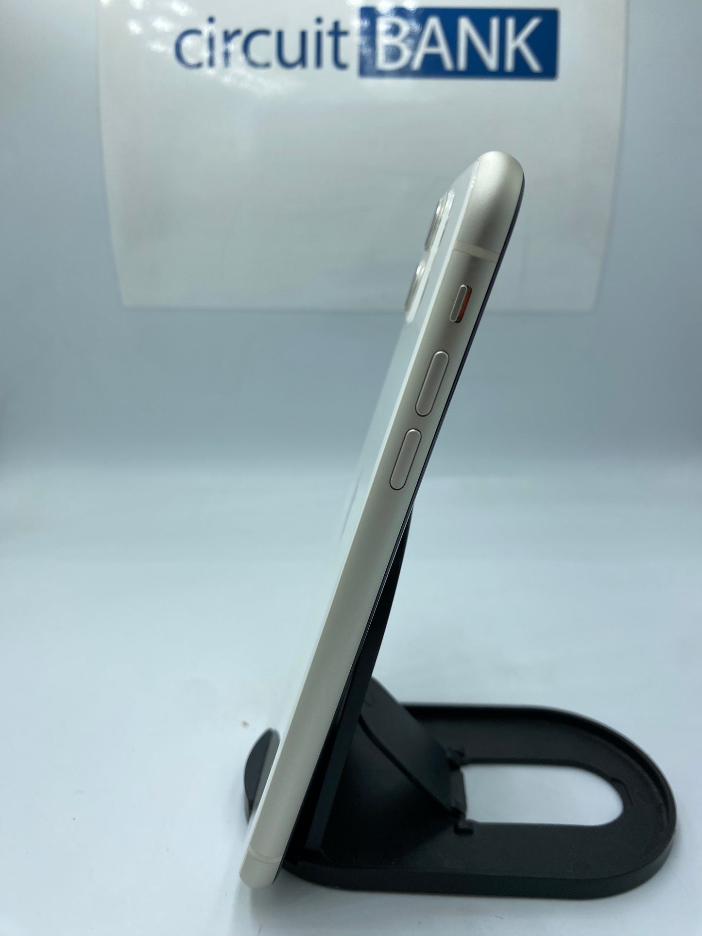 iPhone 11 64GB