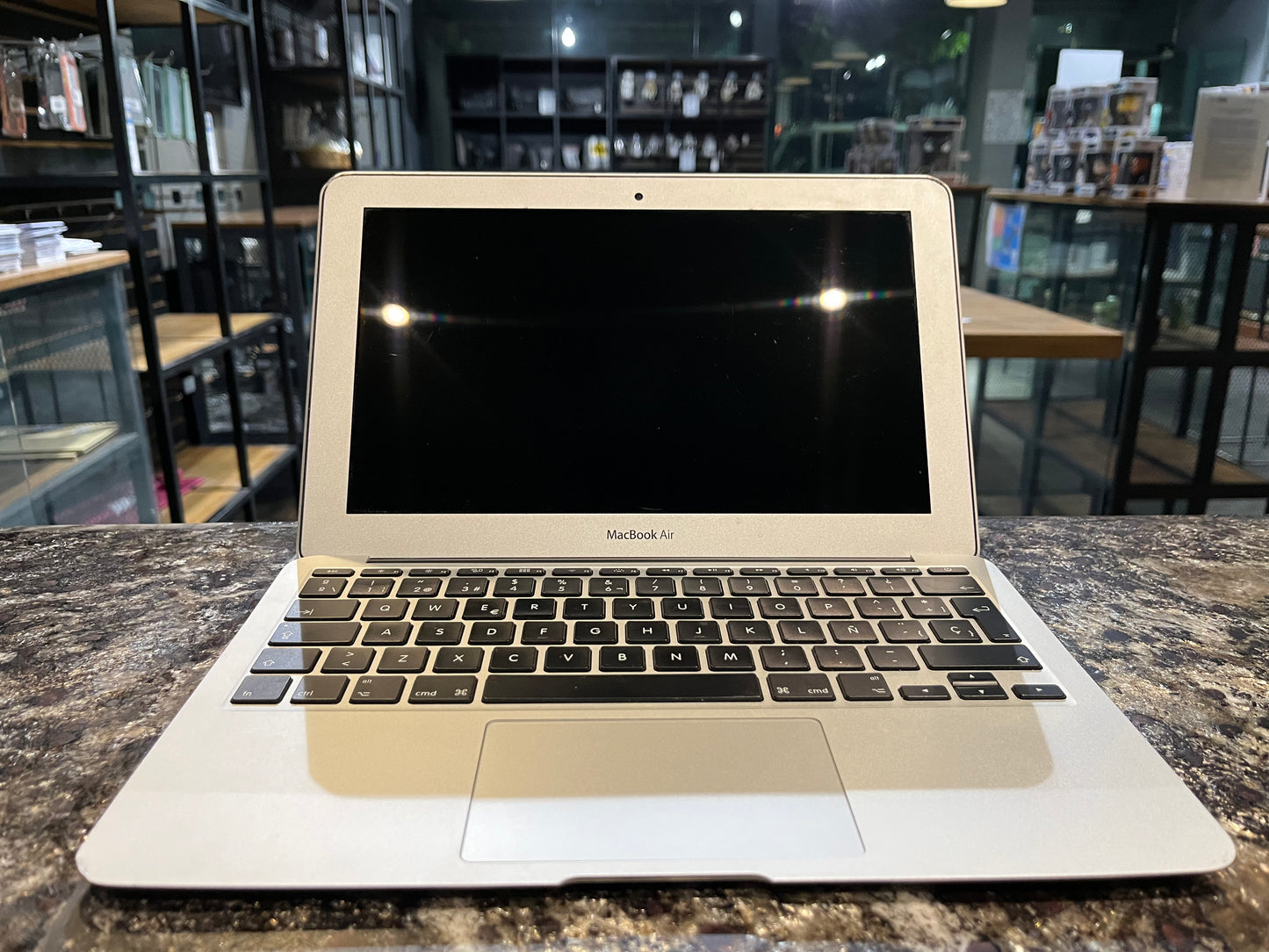 Macbook Air 11" 2014 256GB / 4GB RAM