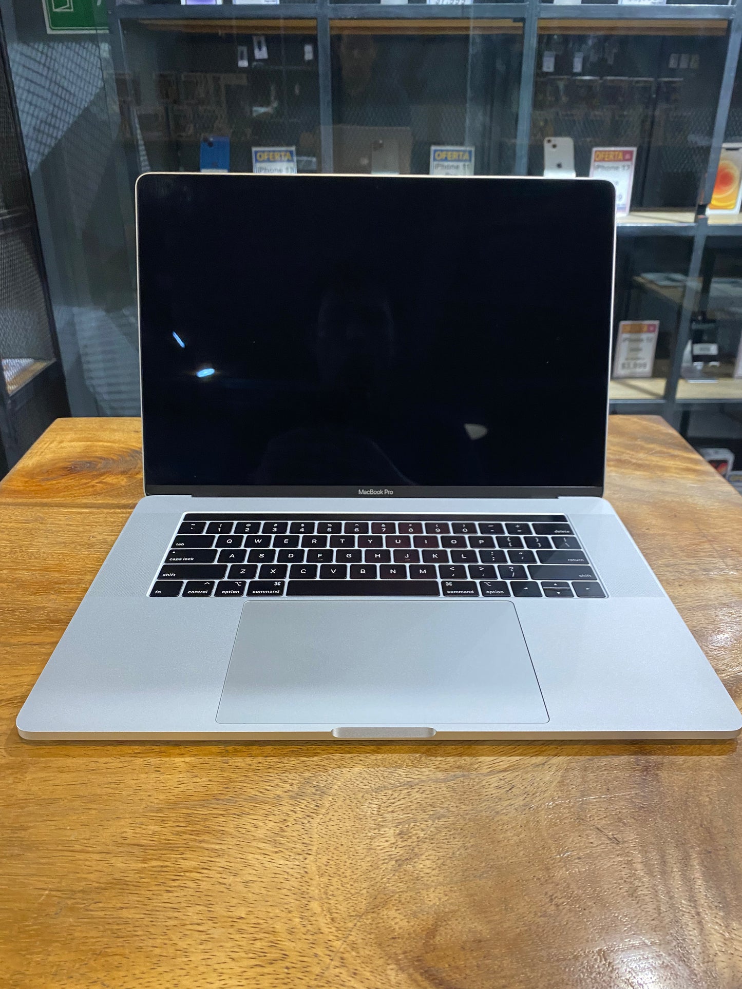 MacBook Pro 15" 2018 256GB (Producto Unico)