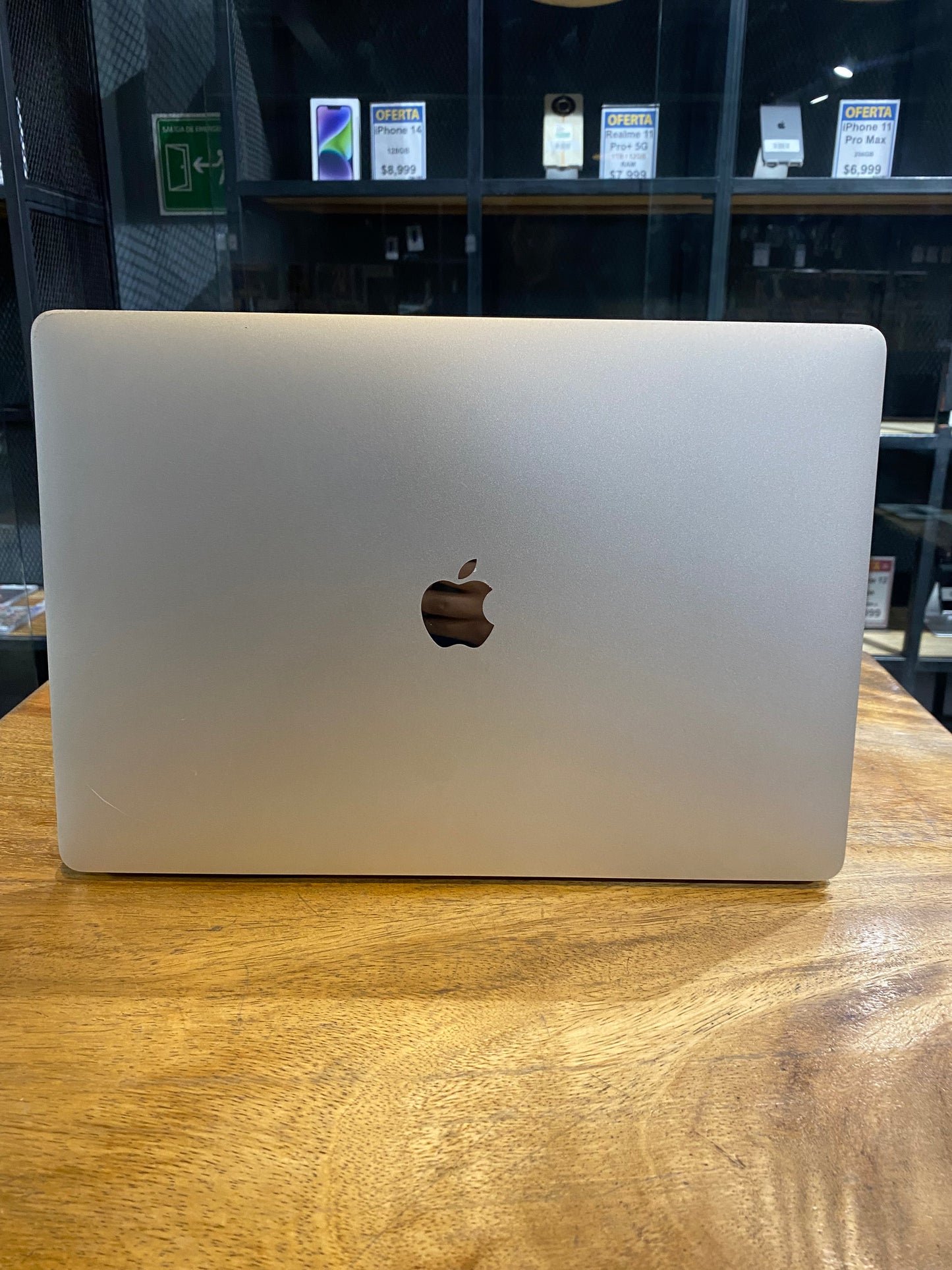 MacBook Pro 15" 2018 256GB (Producto Unico)