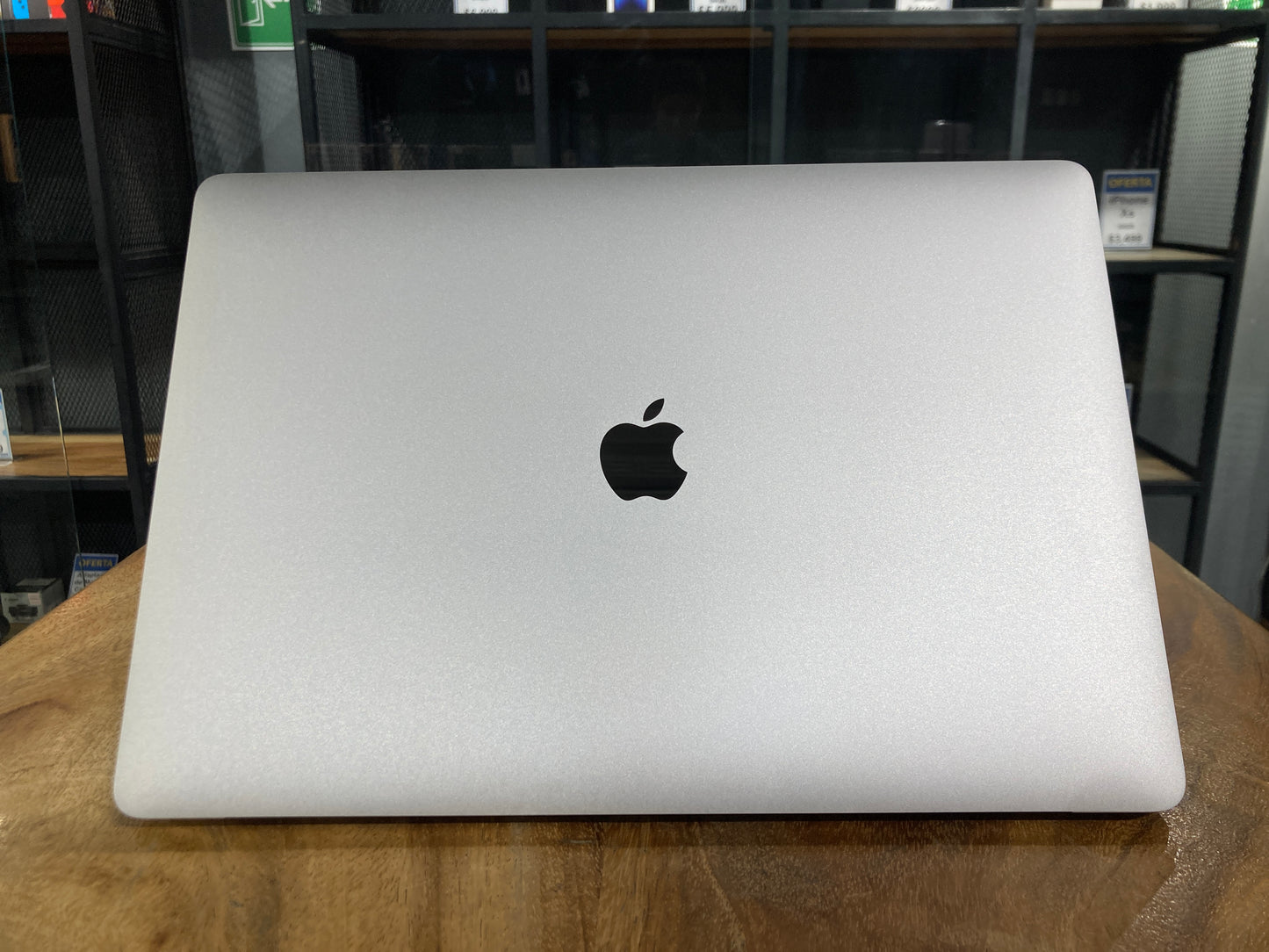 MacBook Pro 15" 2017 (Producto Unico)