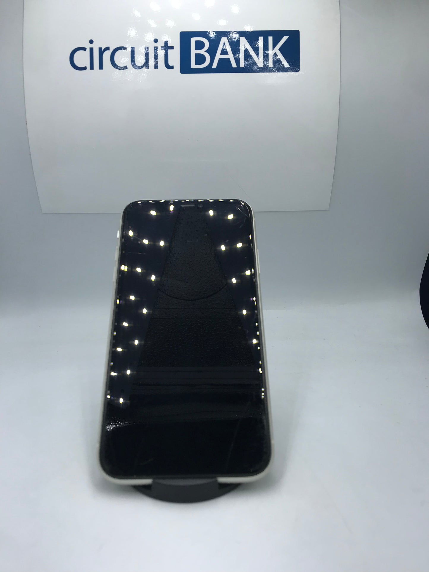 iPhone 11 64GB (Producto Unico)