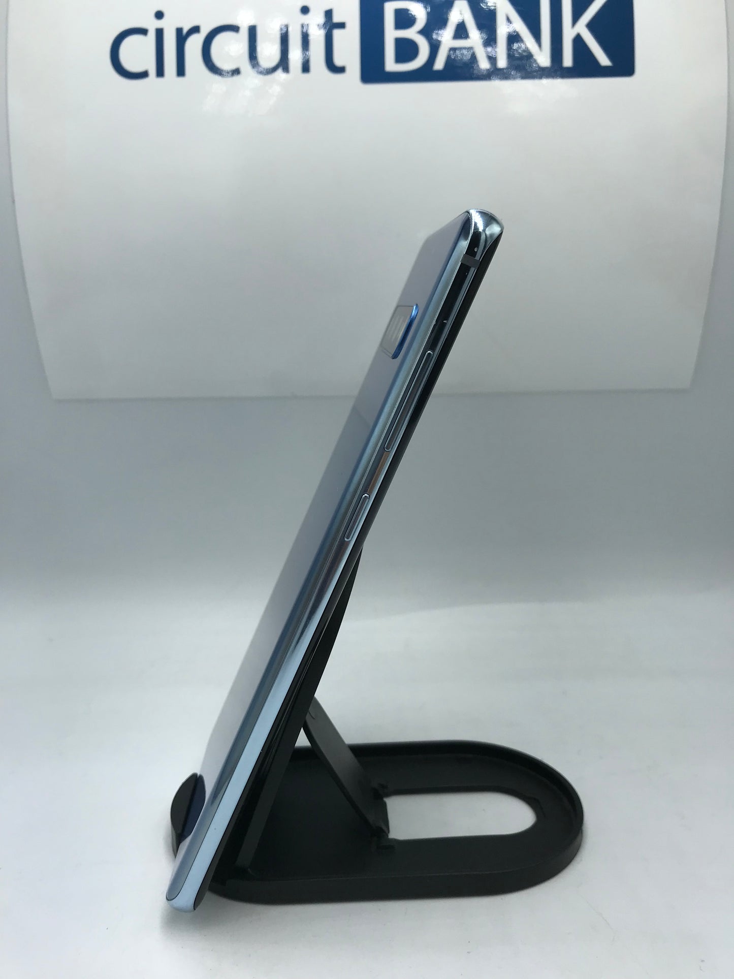 Samsung Galaxy S10+ 128GB (Producto Unico)