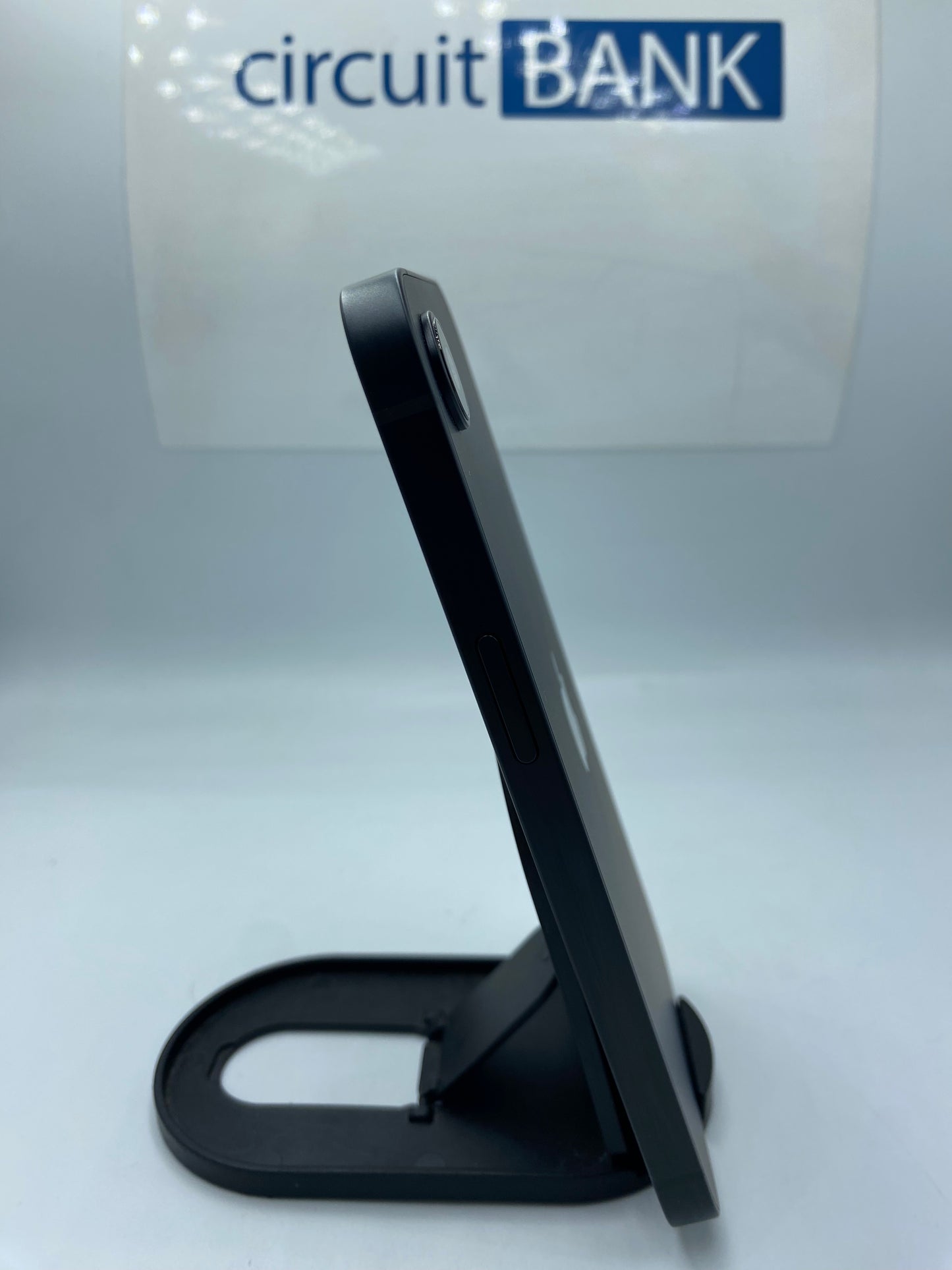 iPhone 16e 128GB