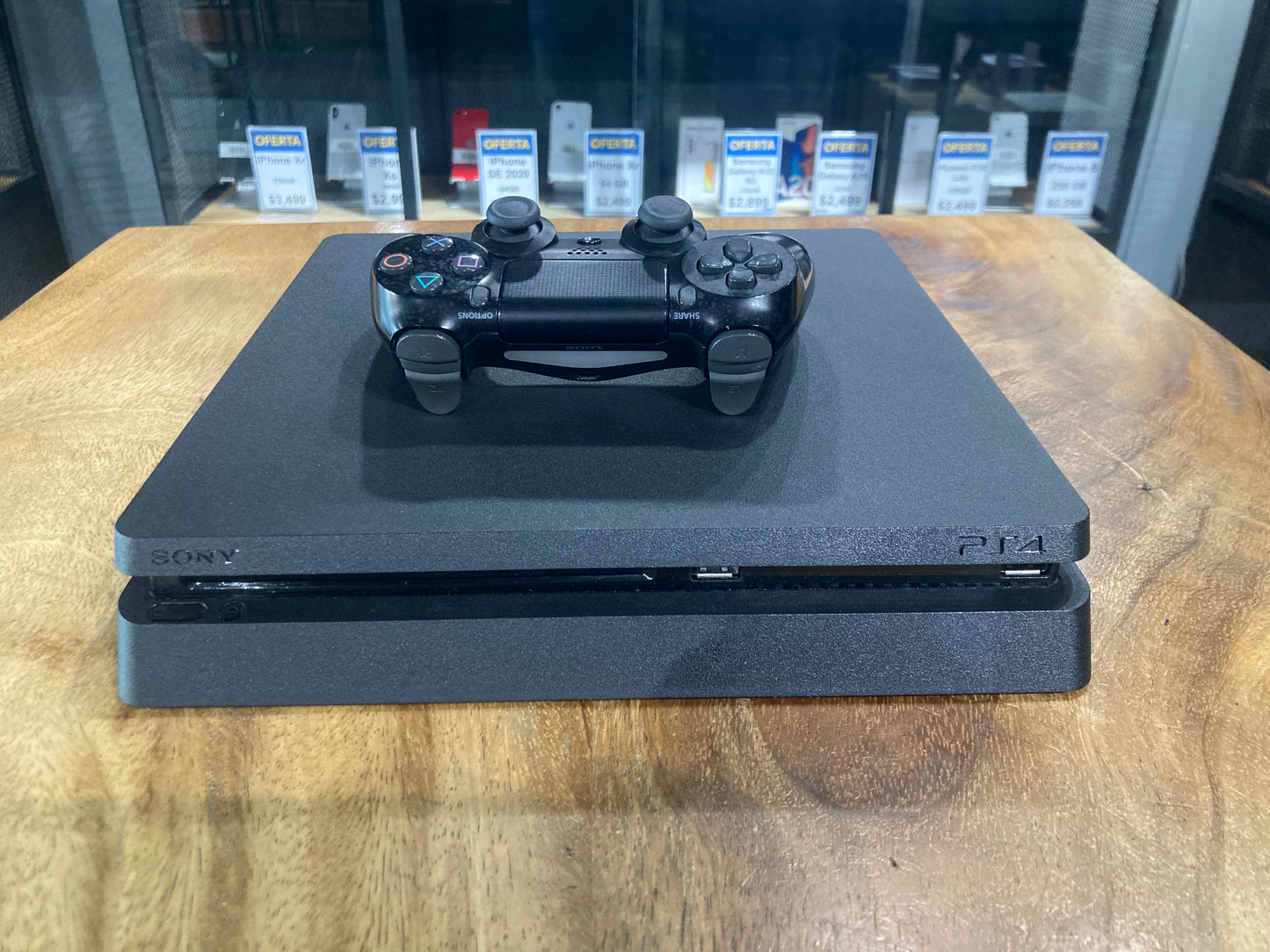 PlayStation 4 Slim 1TB (Producto Único)