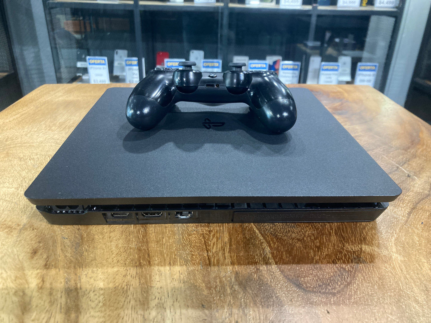 PlayStation 4 Slim 1TB (Producto Único)