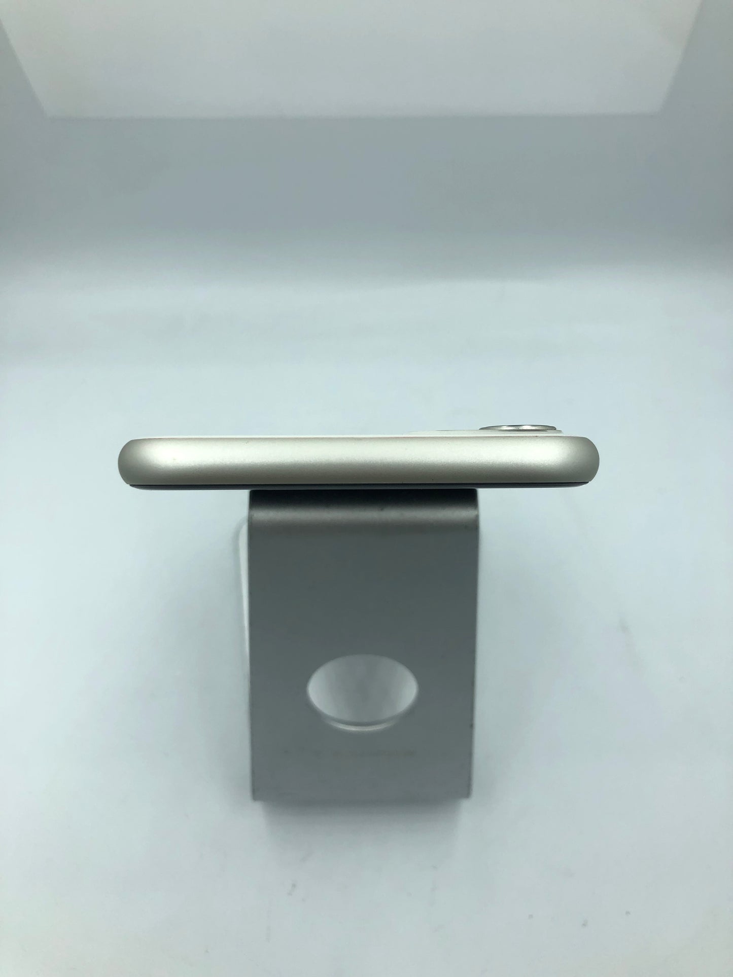 iPhone 11 64 GB (Producto Unico)