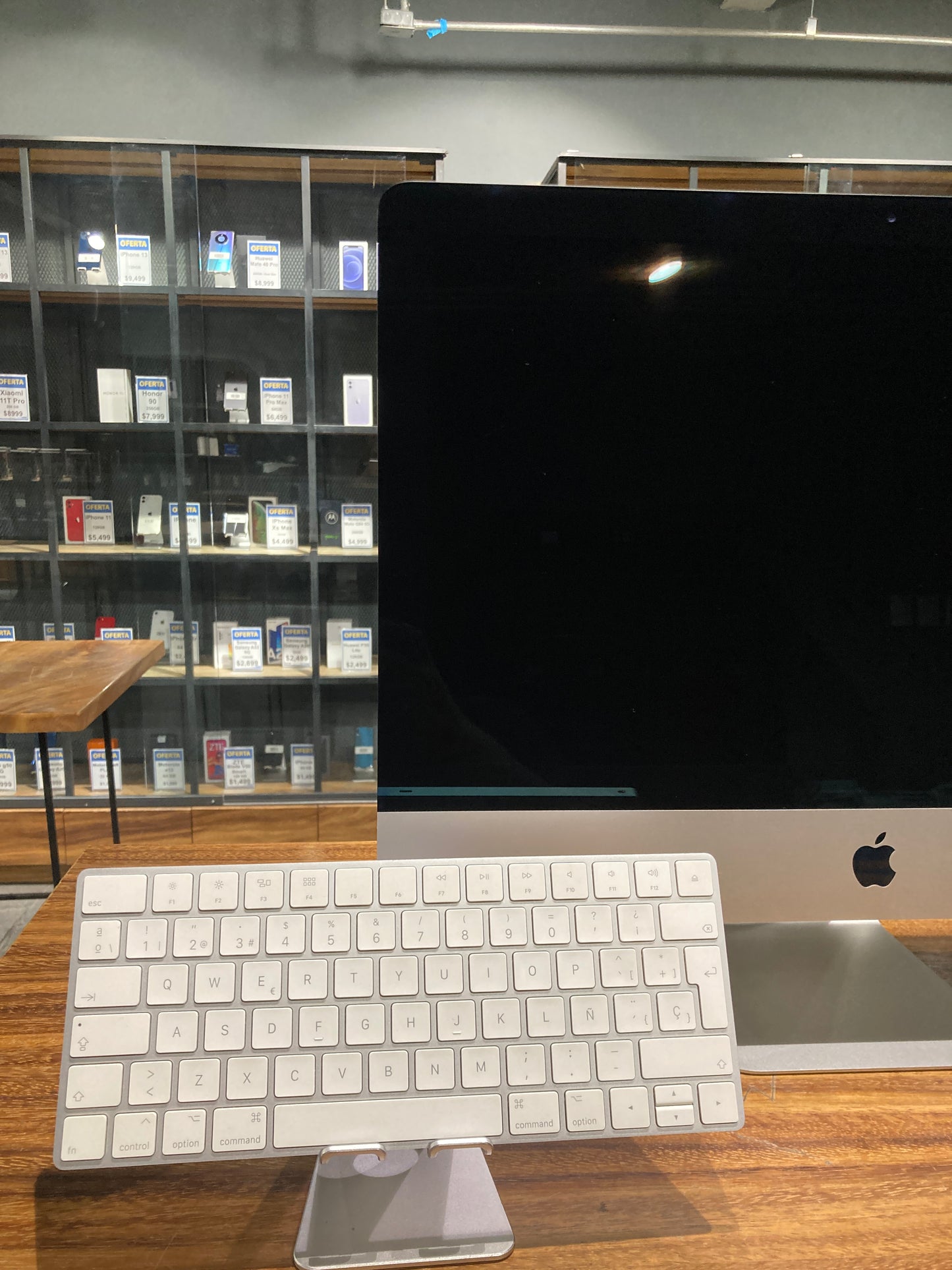 iMac 21.5" 2017 1TB (Producto Único)