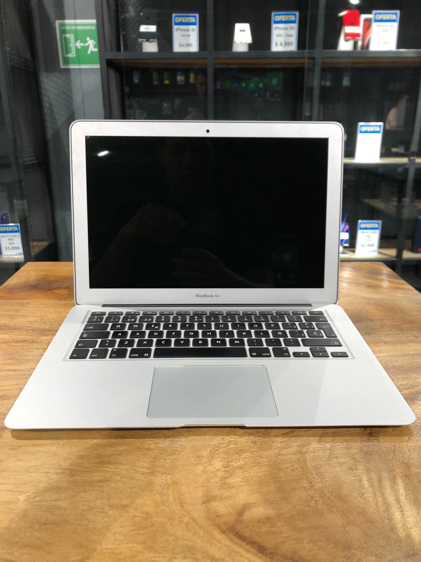 MacBook Air 13" 2017 (Producto Unico)