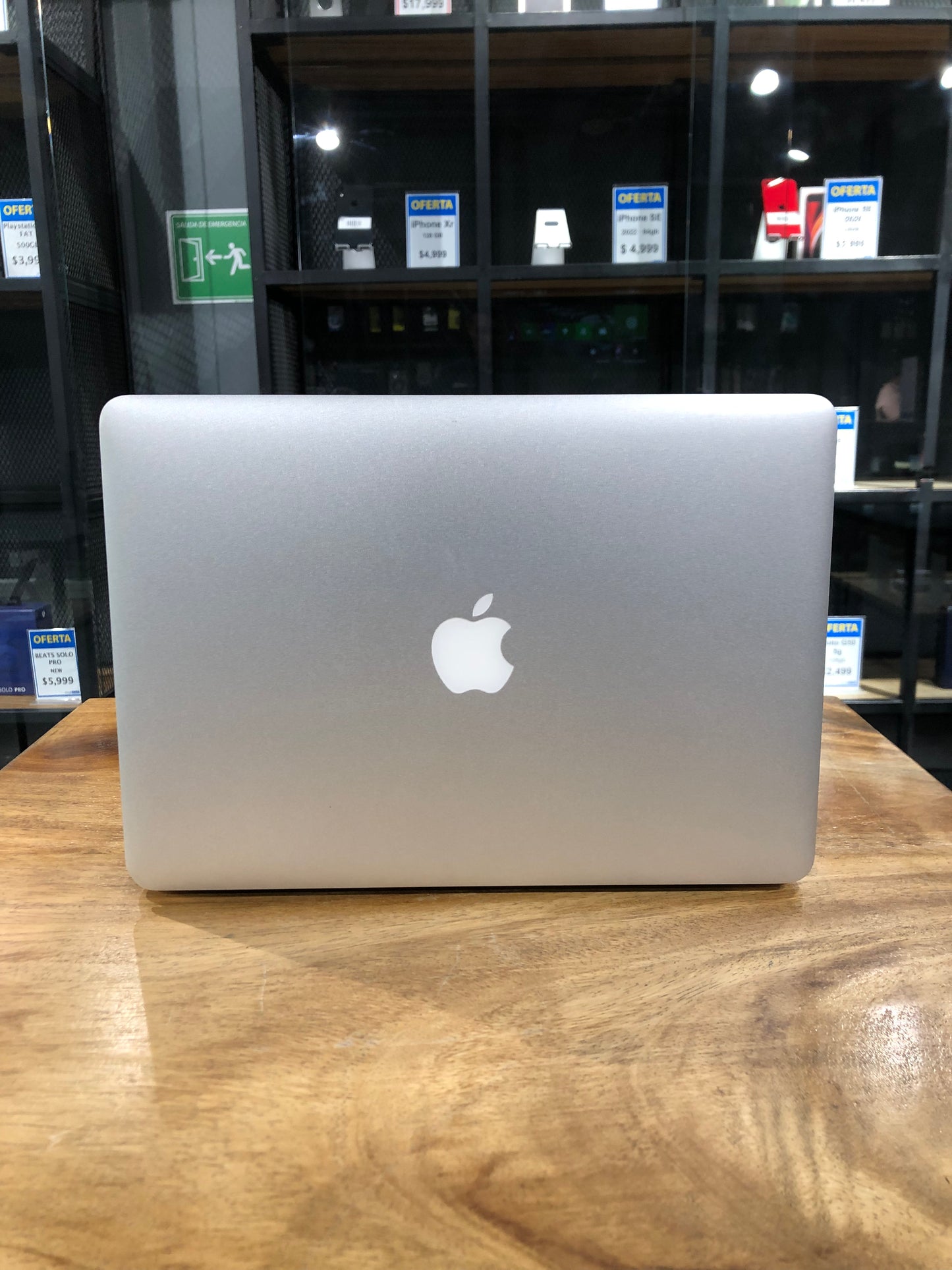 MacBook Air 13" 2017 (Producto Unico)