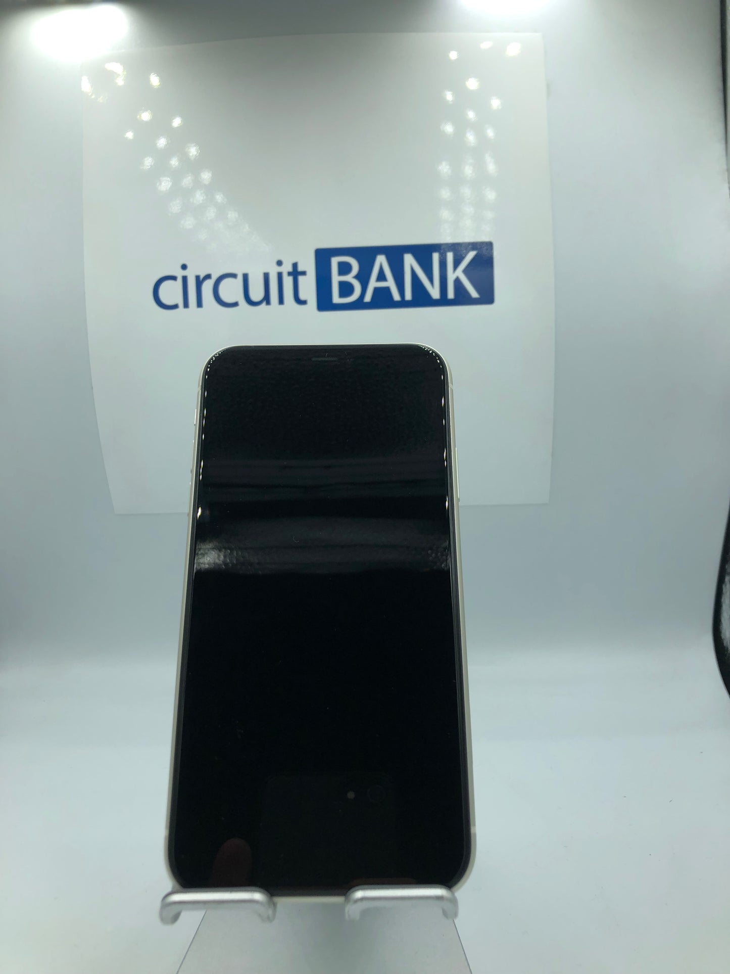 iPhone 11 64 GB (Producto Único)
