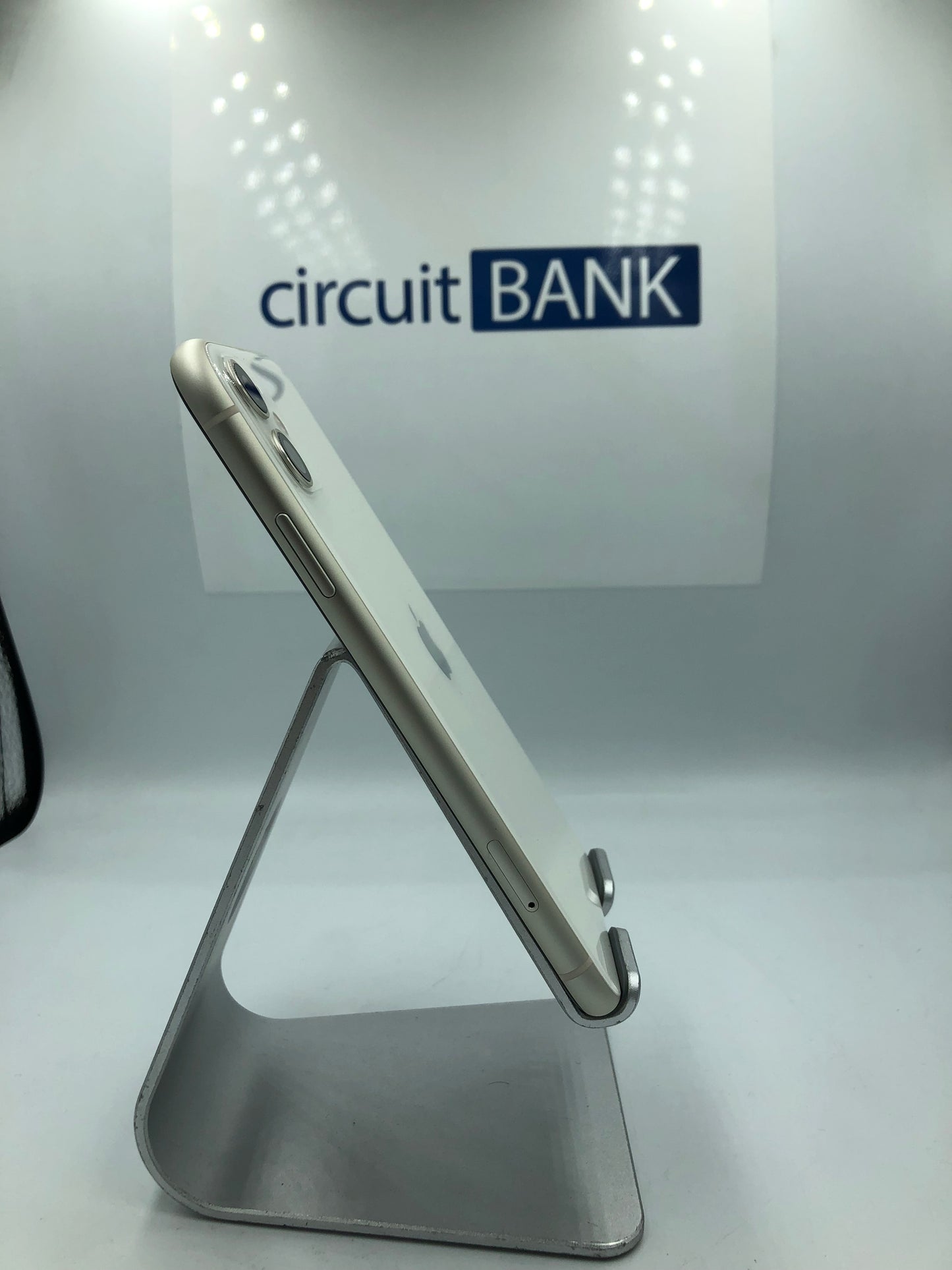 iPhone 11 64 GB (Producto Único)