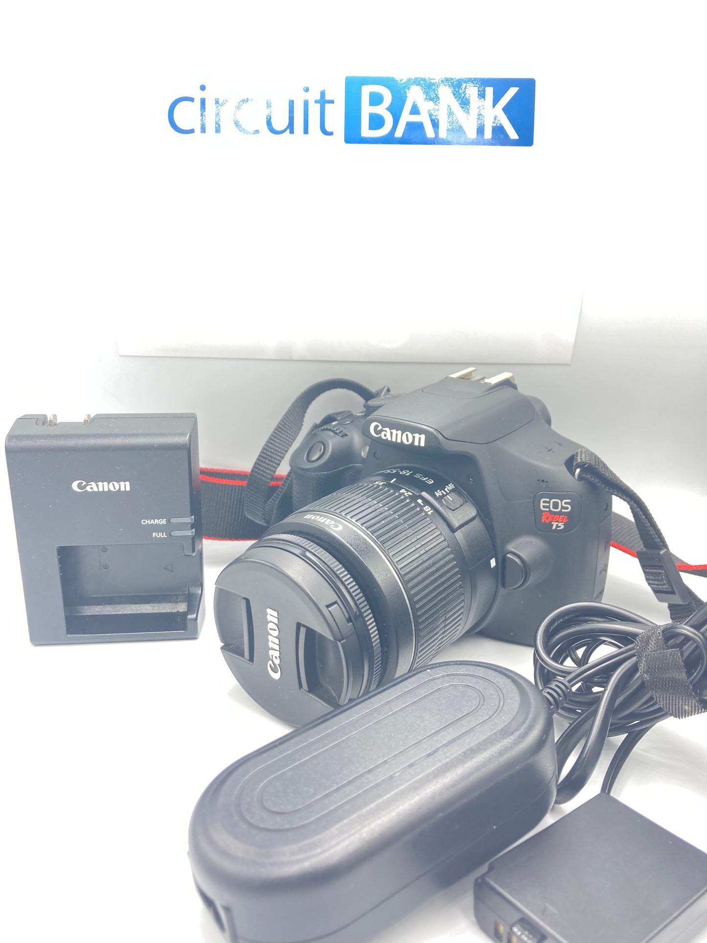 Canon EOS REBEL T5 + EF-S 18-55mm III Kit (Producto Unico)