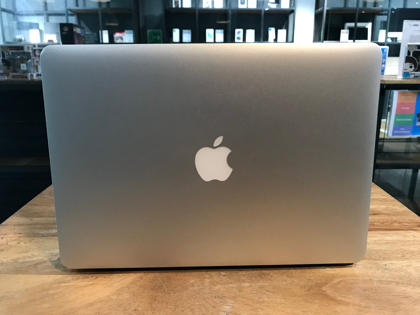 MacBook Air 2013 13" 8GB RAM/128GB SDD (Producto Unico)