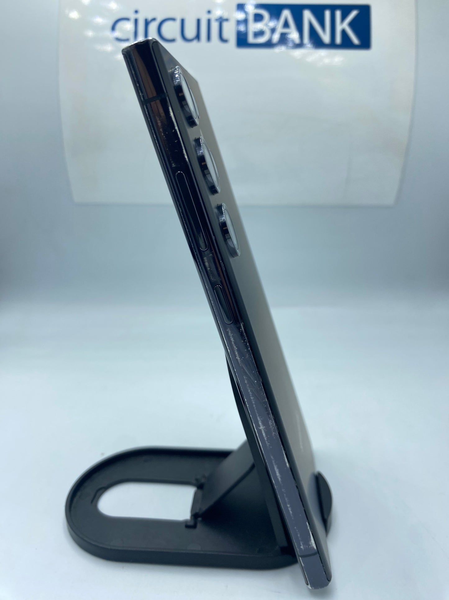 Samsung Galaxy S23 Ultra 256GB / 8GB RAM  (Producto Único)