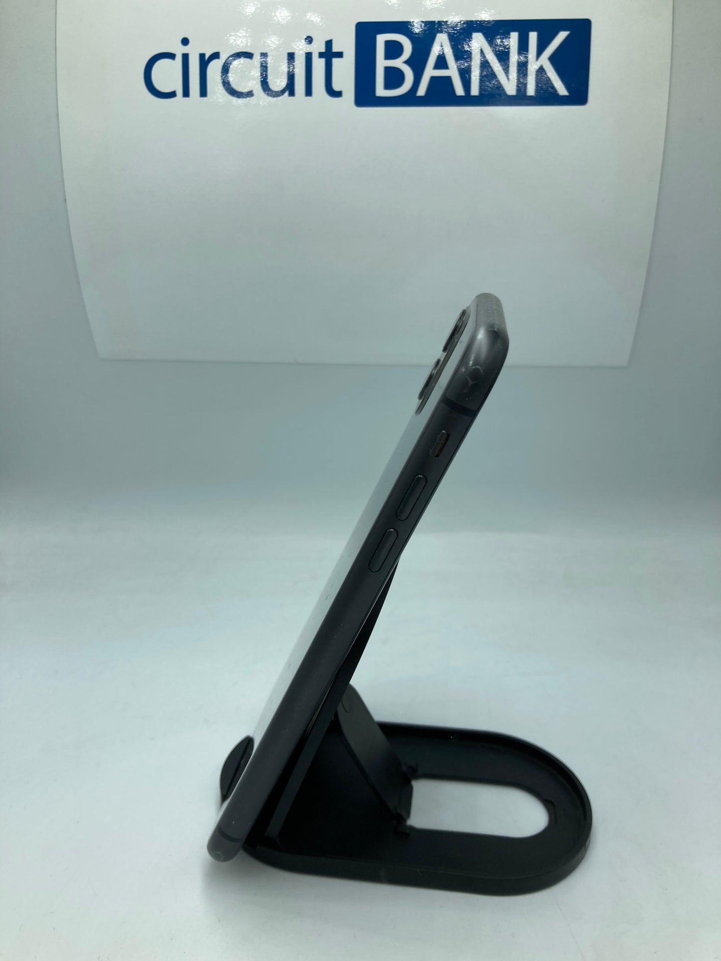 iPhone 11 64GB (Producto Único)
