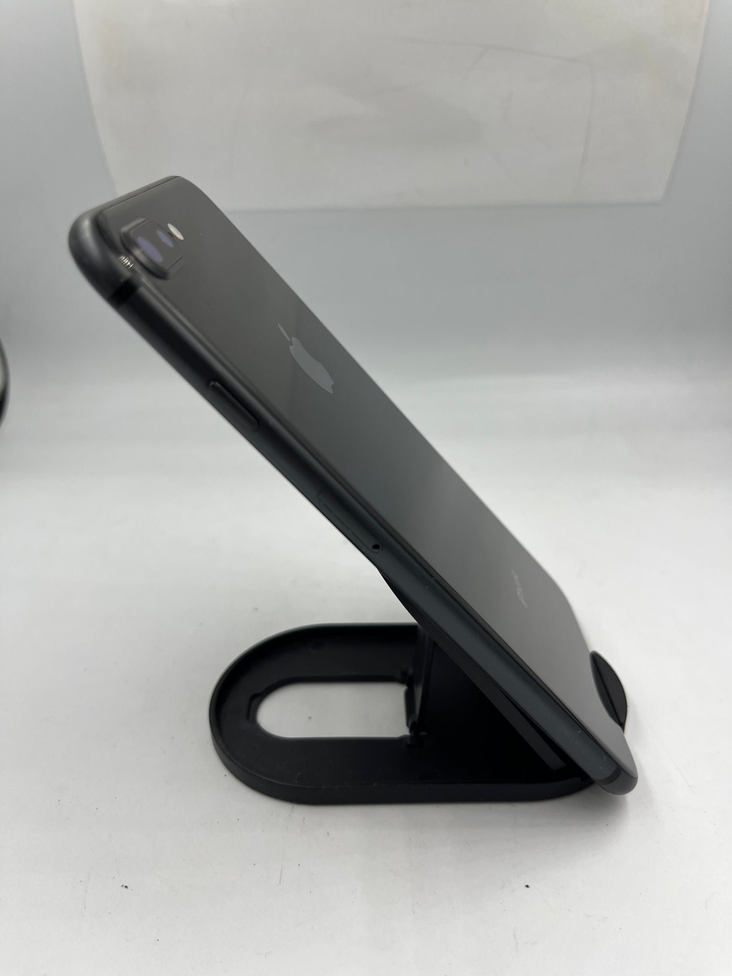iPhone 8 Plus 64GB (Producto Unico)