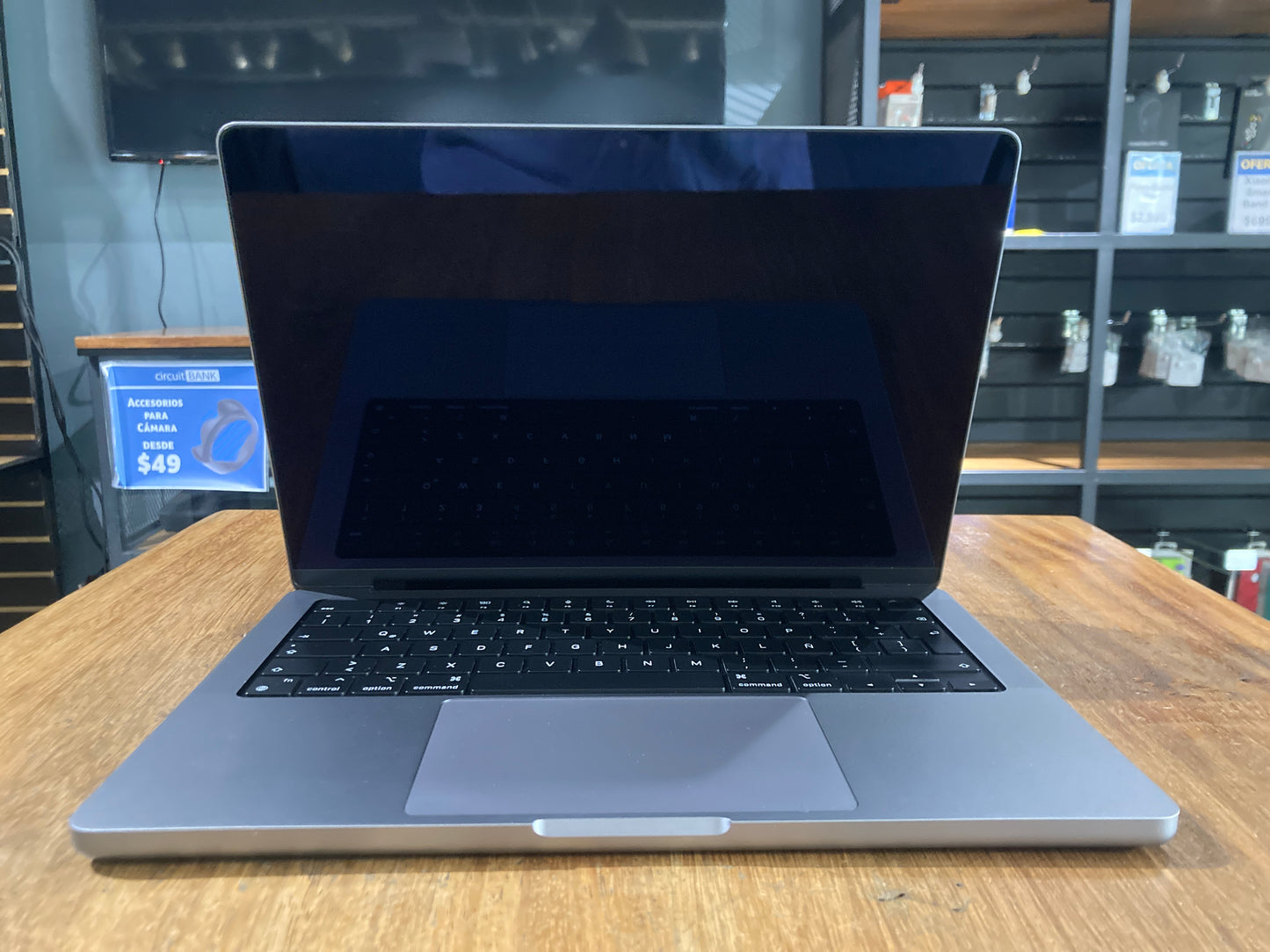 MacBook Pro 14" 2023 M2 Pro (Producto Unico)