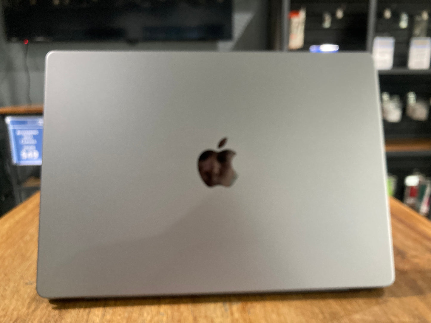 MacBook Pro 14" 2023 M2 Pro (Producto Unico)