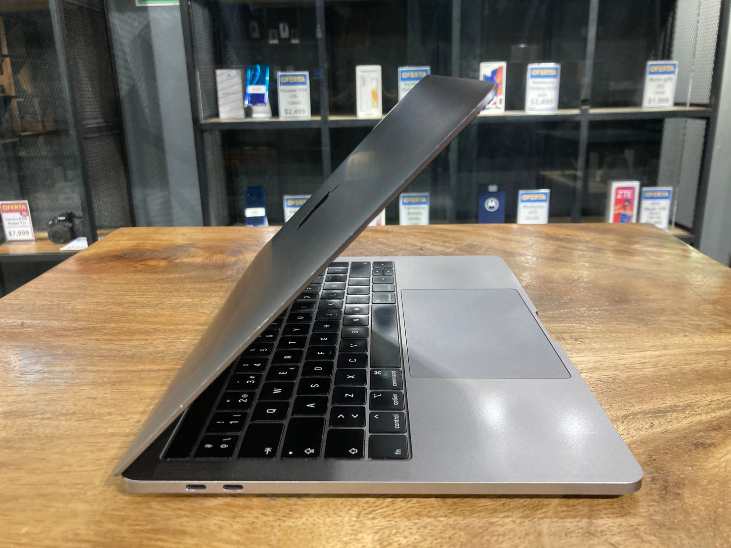 MacBook Pro 13" 2018 TouchBar (Producto Único)