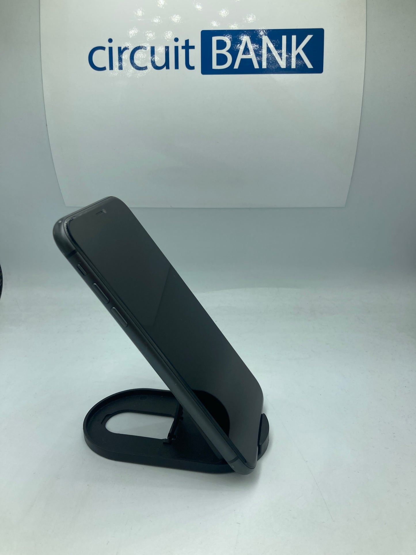 iPhone 11 64GB (Producto Único)
