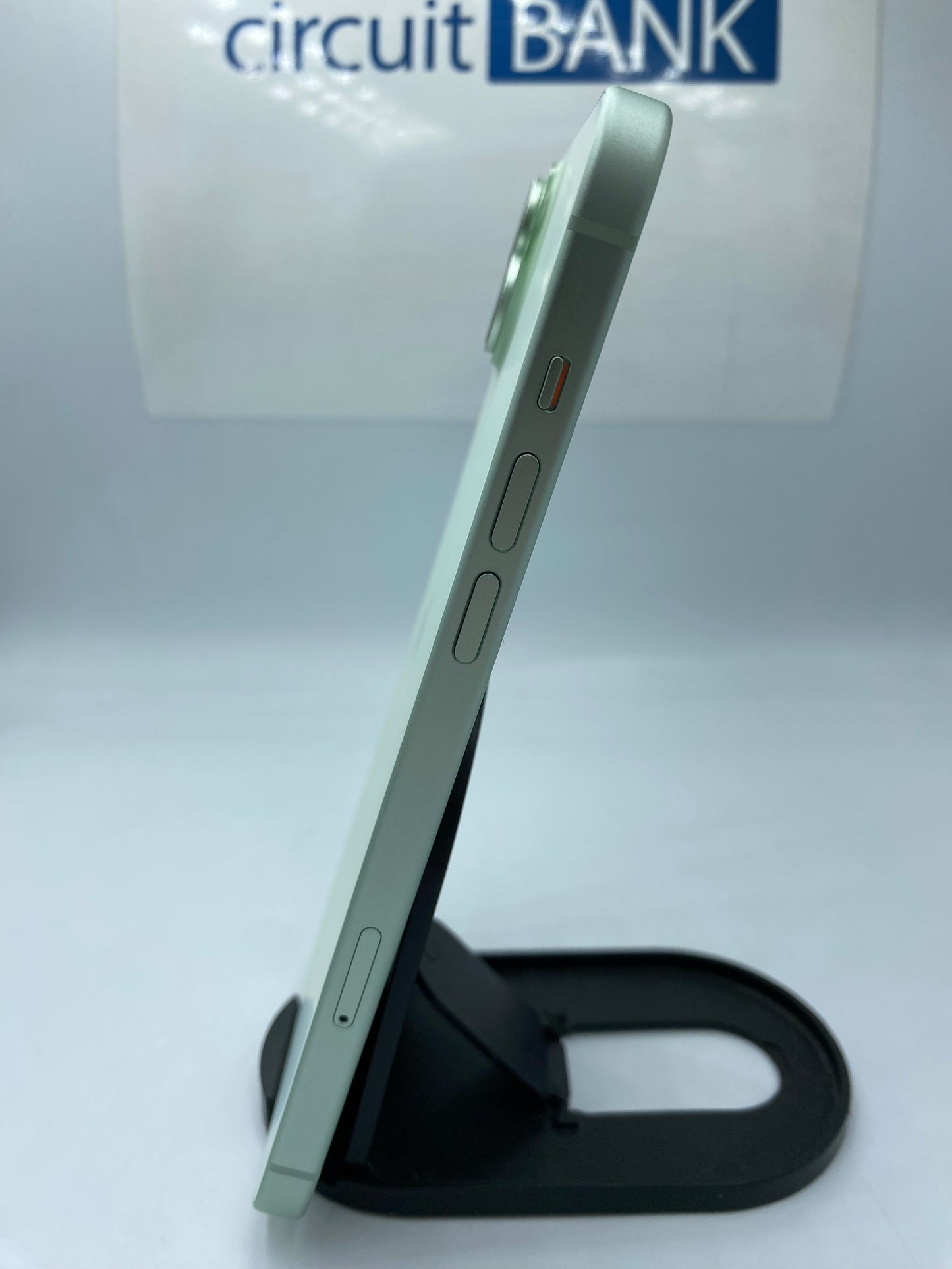 iPhone 15 Plus 128GB (Producto Único)