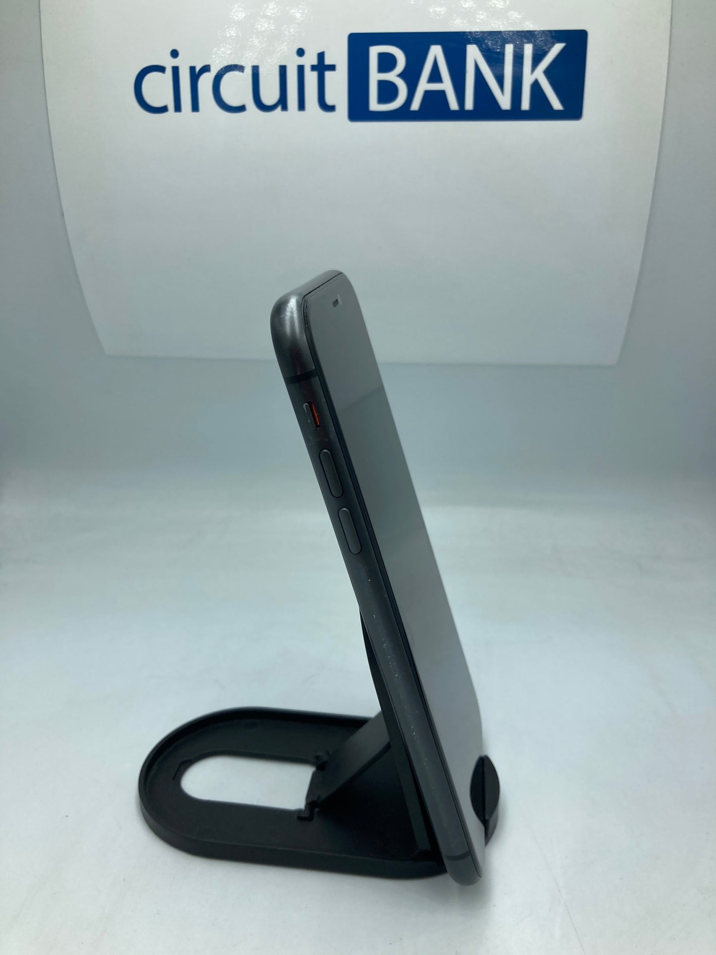 iPhone 11 64GB (Producto Único)