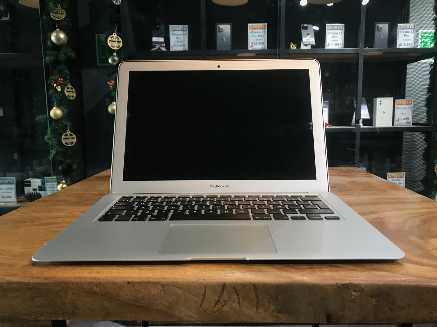 MacBook Air 2014 13" Corei5 128GB SSD/4GB RAM (Producto Unico)