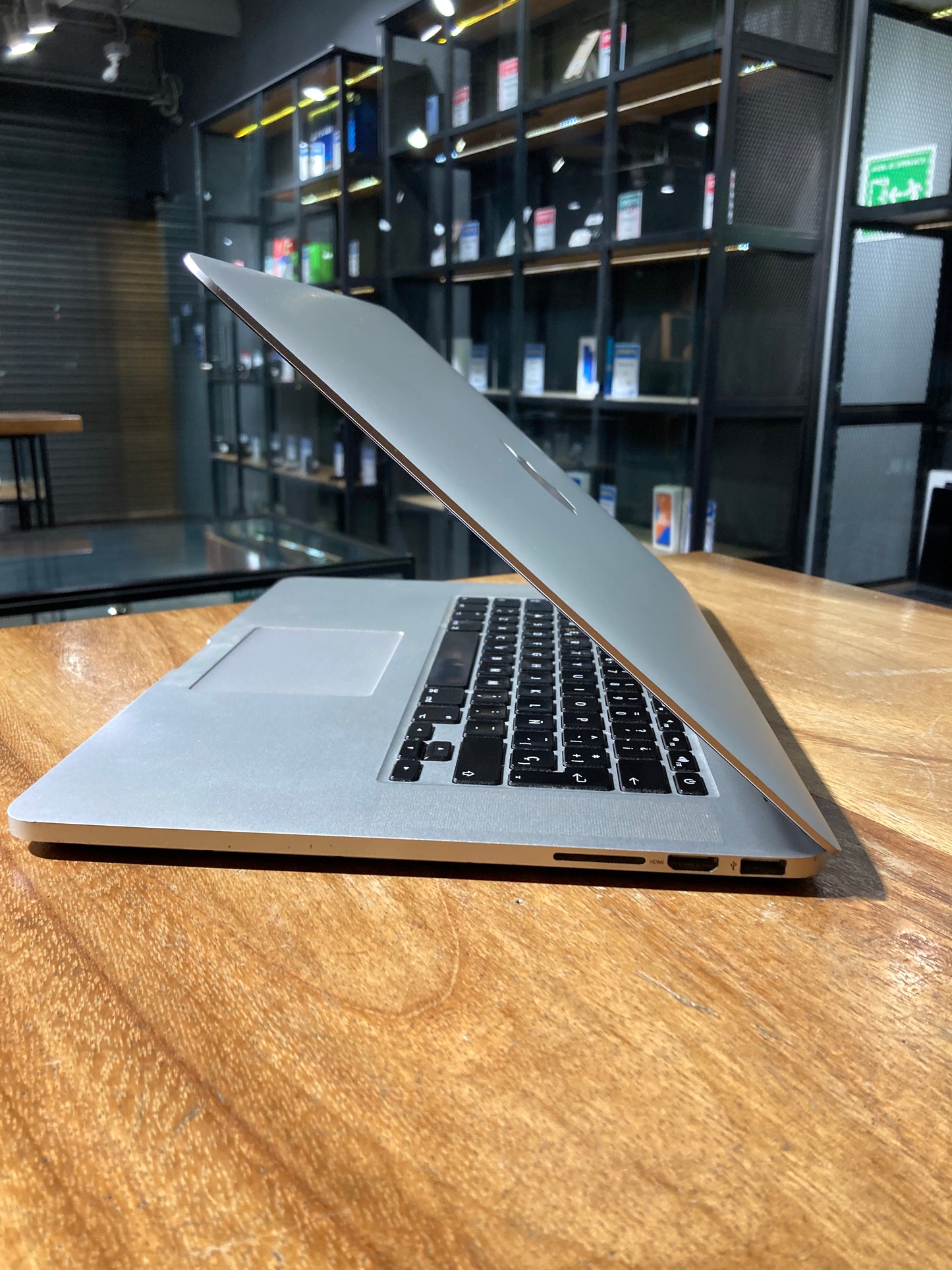 Macbook Pro 15" Retina 2015 (Producto Único)