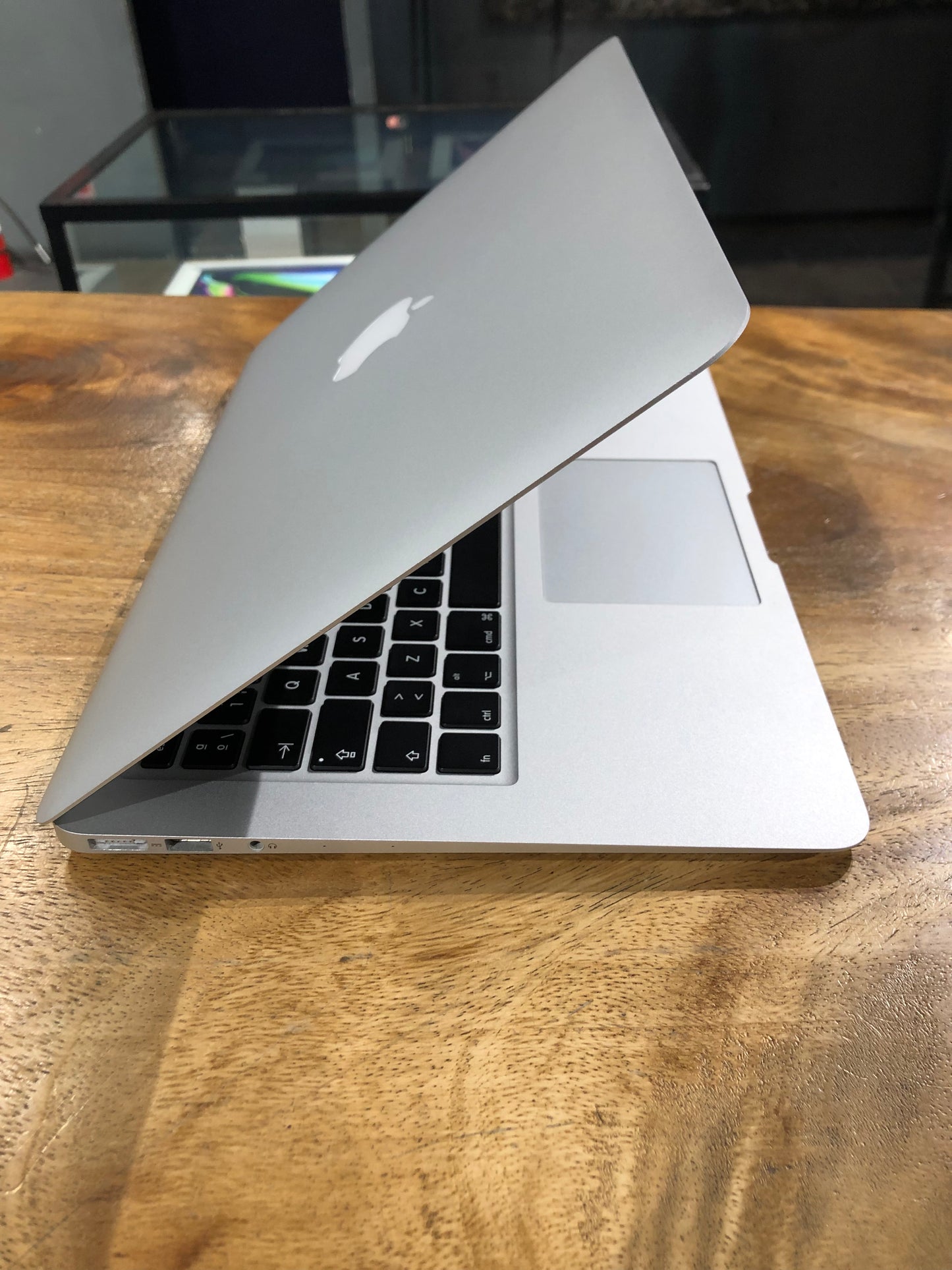 MacBook Air"2017 (Producto único)