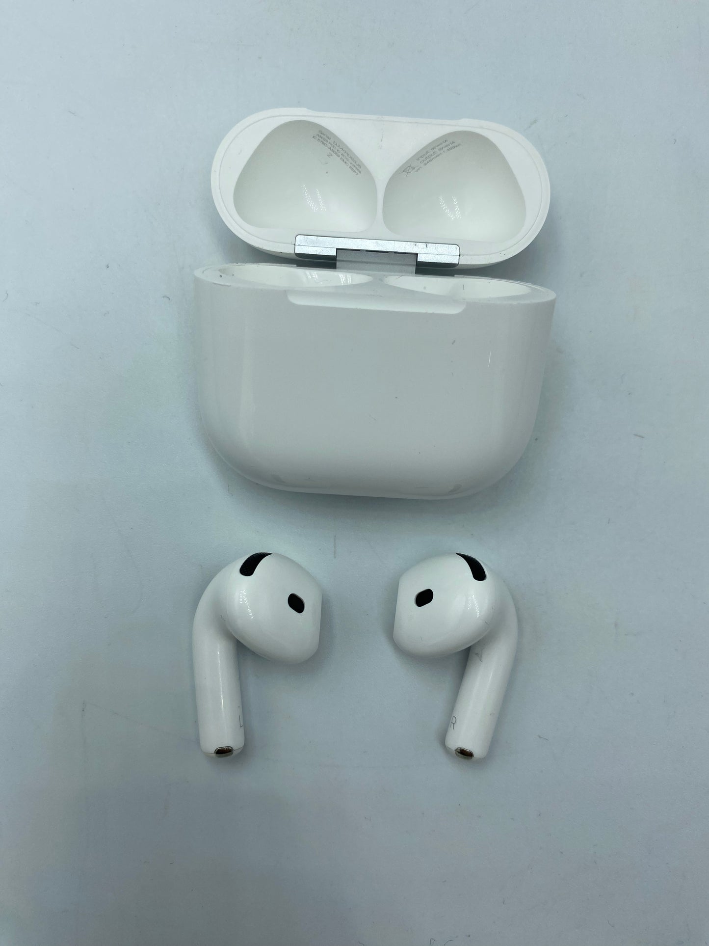 Audífonos Apple AirPods 4ta Gen ANC (Cancelación de Ruido) (Producto Único)