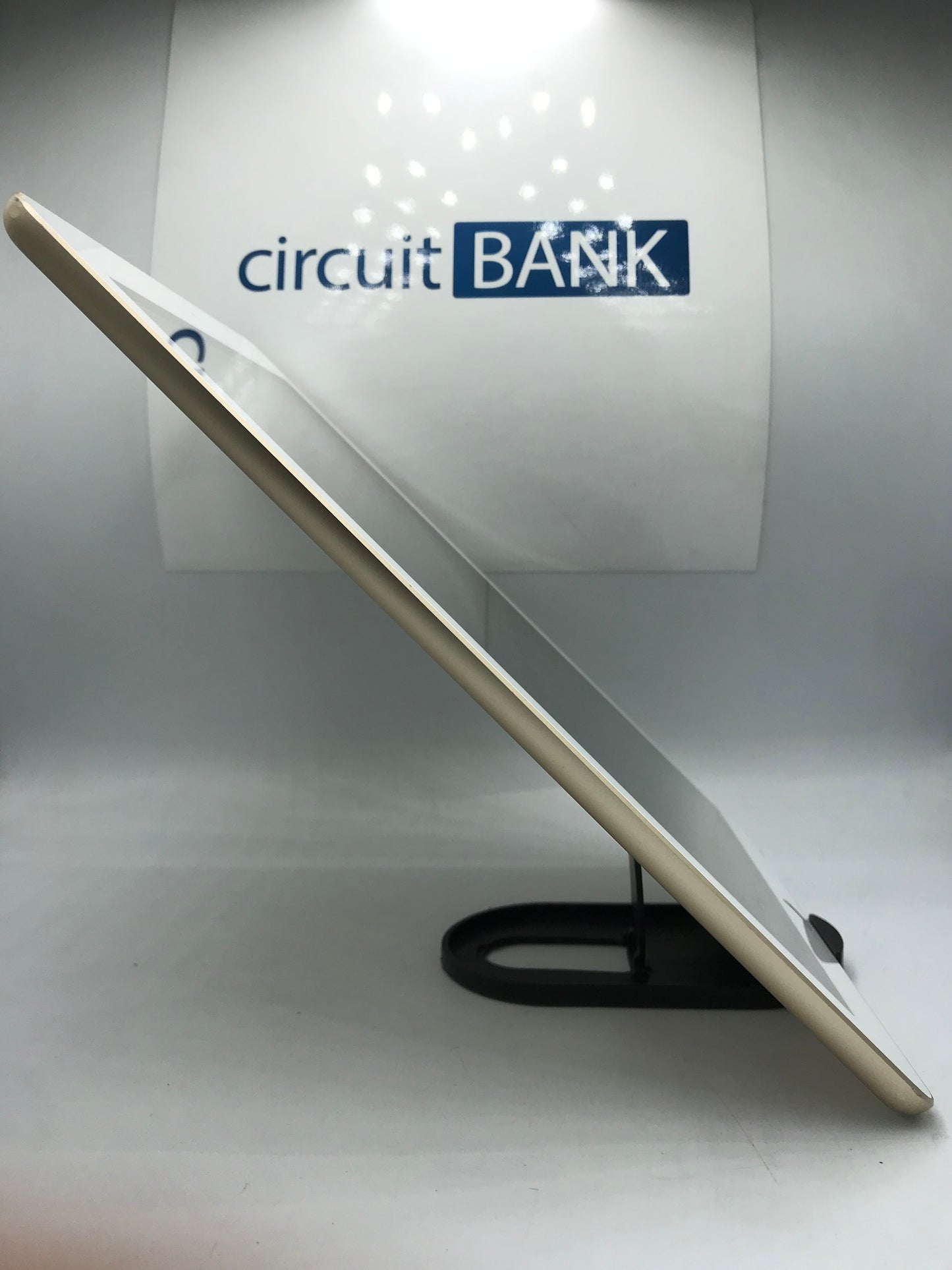 iPad 5ta Gen 128GB (Producto Unico)