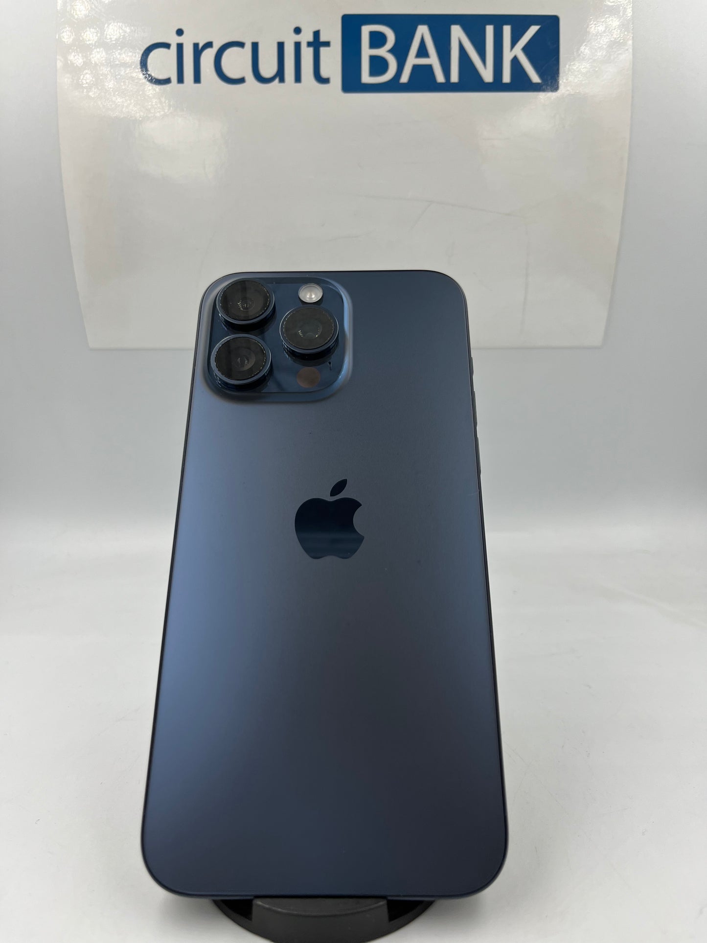 iPhone 15 Pro Max 256GB E-Sim