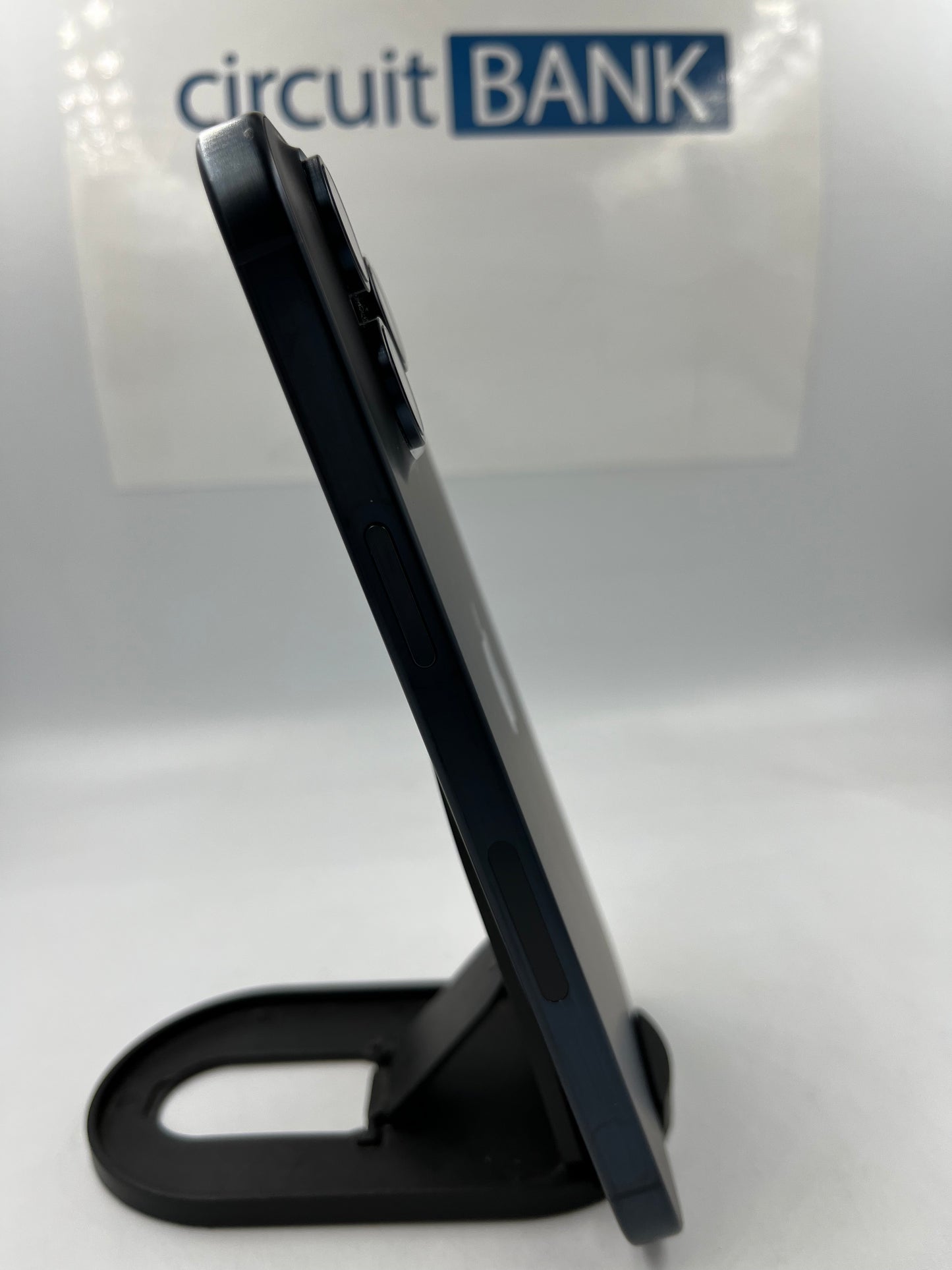 iPhone 15 Pro Max 256GB E-Sim