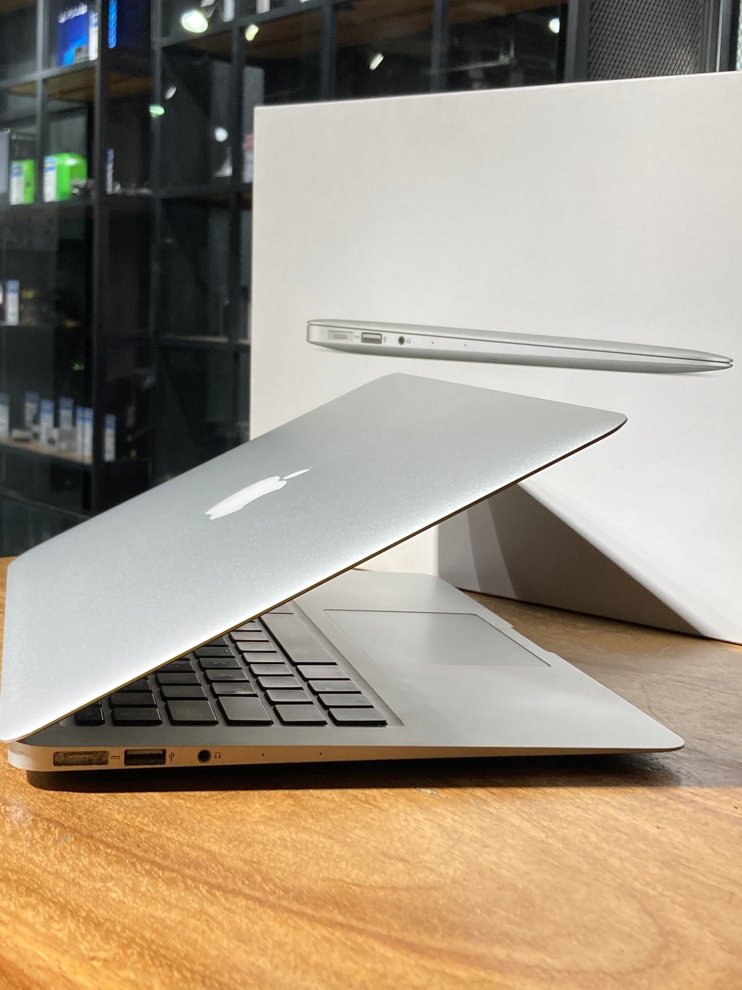 MacBook Air 13" 2017 (Producto Único)